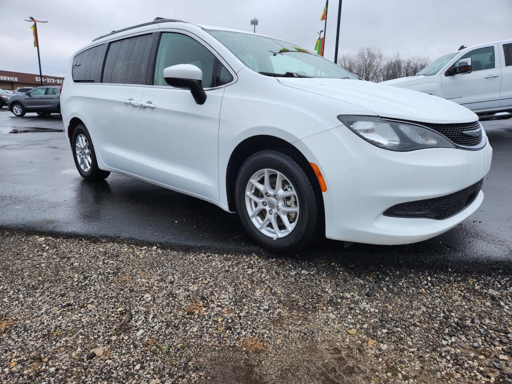 2021 Chrysler Pacifica Touring L, 35141, Photo 1