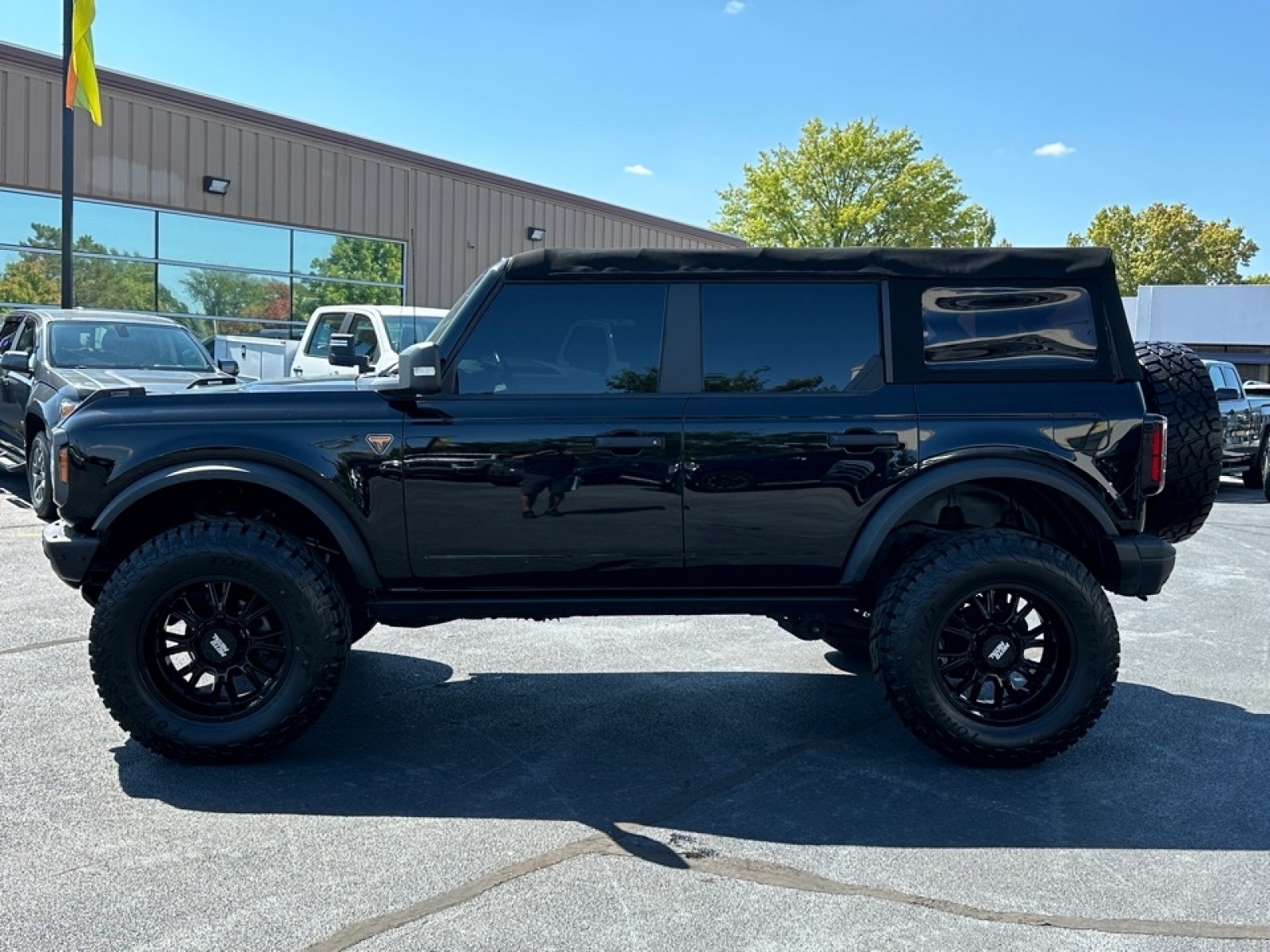 2021 Ford Bronco image