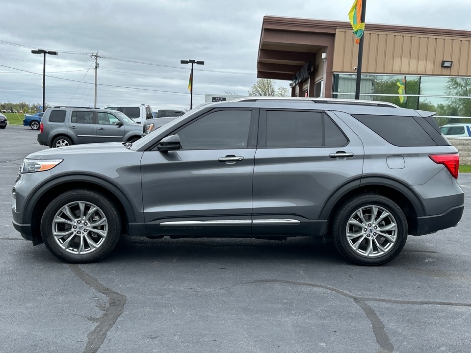 2021 Ford Explorer