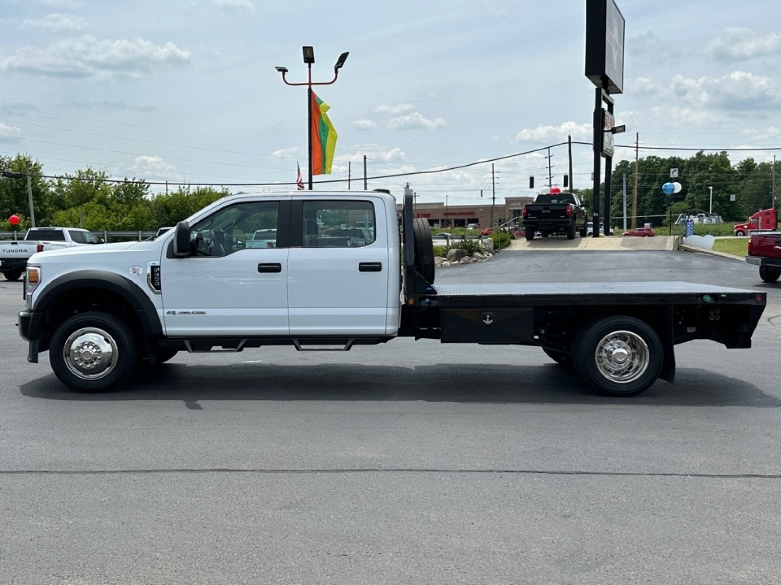 2021 Ford Super Duty F-550 DRW Chassis C