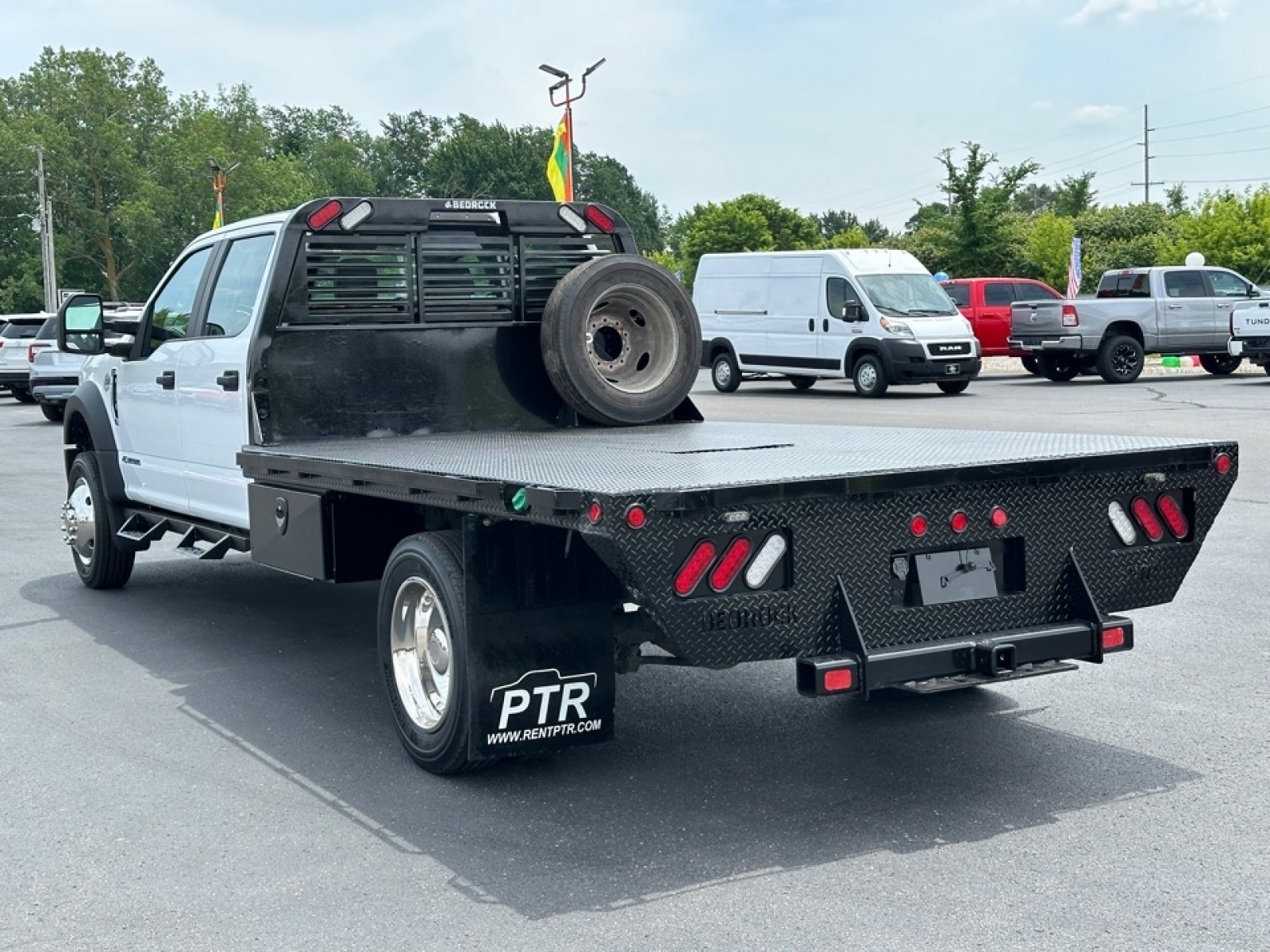 2021 Ford Super Duty F-550 DRW Chassis C