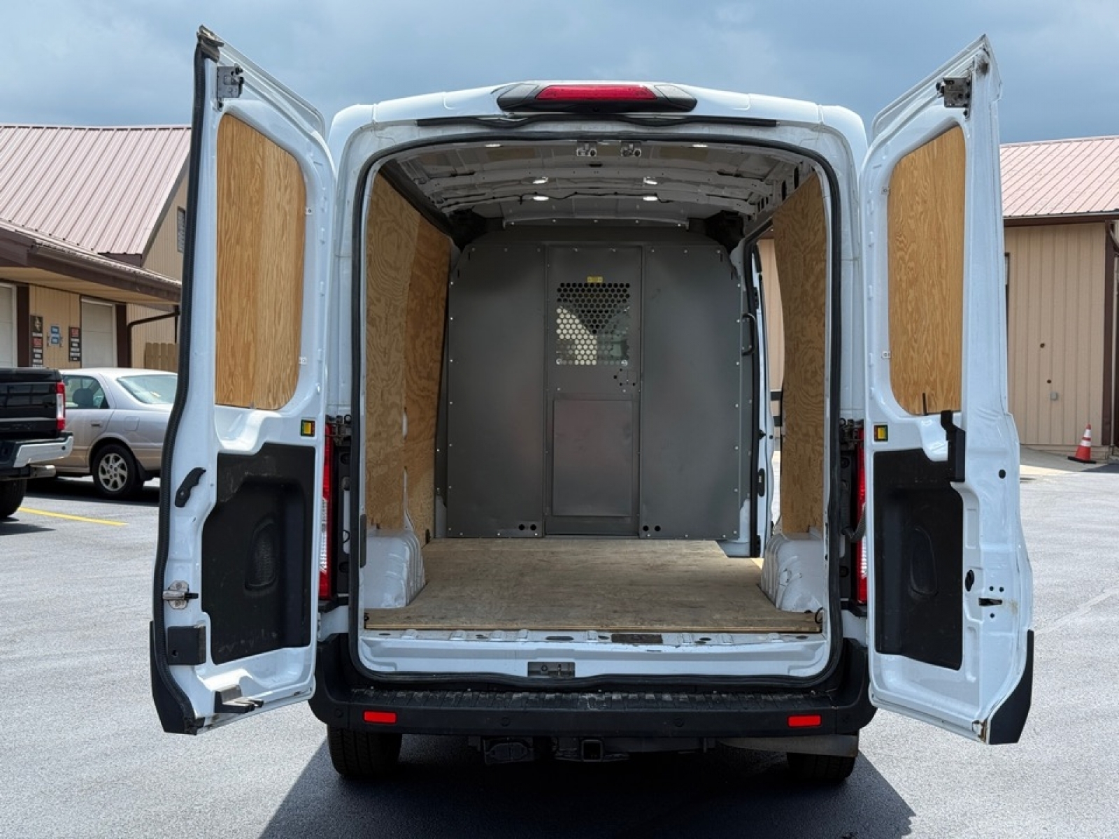2021 Ford Transit photo 13