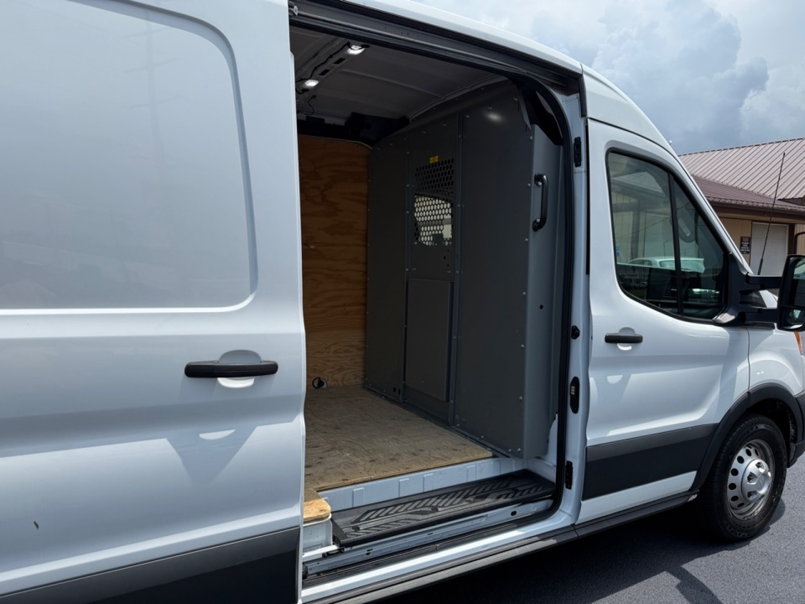2021 Ford Transit photo 15
