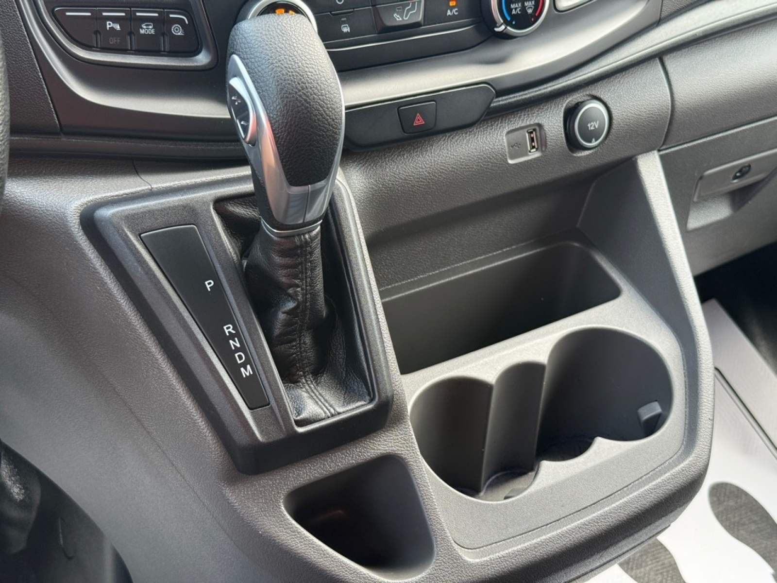 2021 Ford Transit photo 26