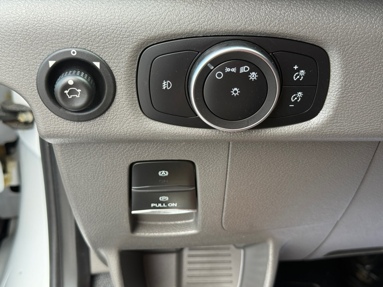 2021 Ford Transit photo 28