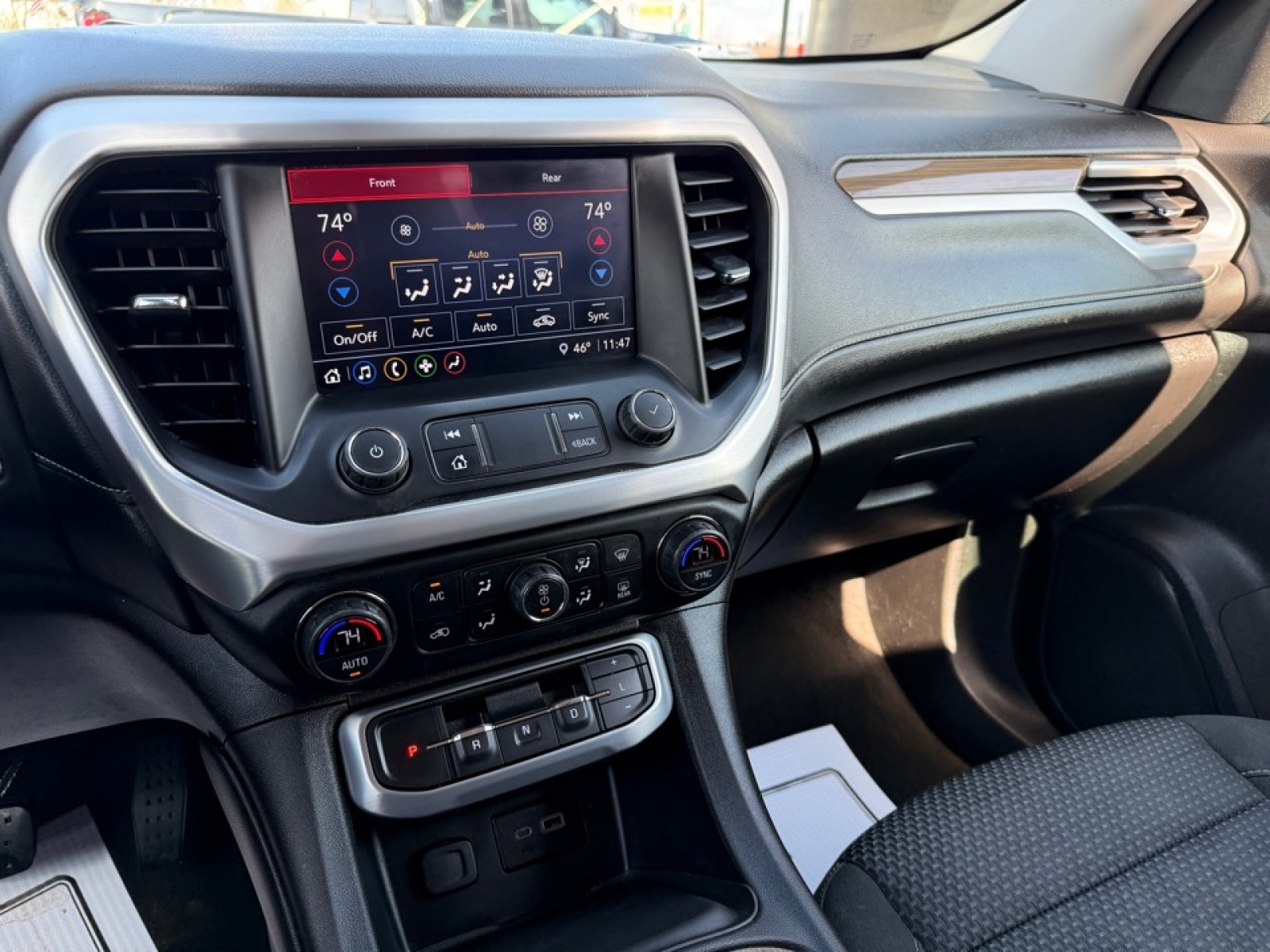 2021 GMC Acadia AWD SLE, 38292, Photo