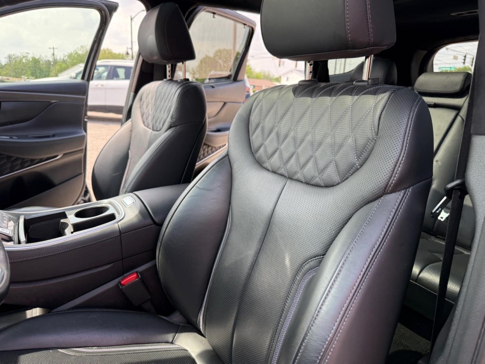 2021 Hyundai Santa Fe Ultimate Calligraphy, 38396, Photo