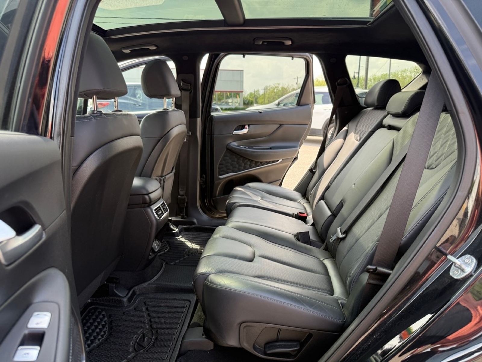 2021 Hyundai Santa Fe Ultimate Calligraphy, 38396, Photo