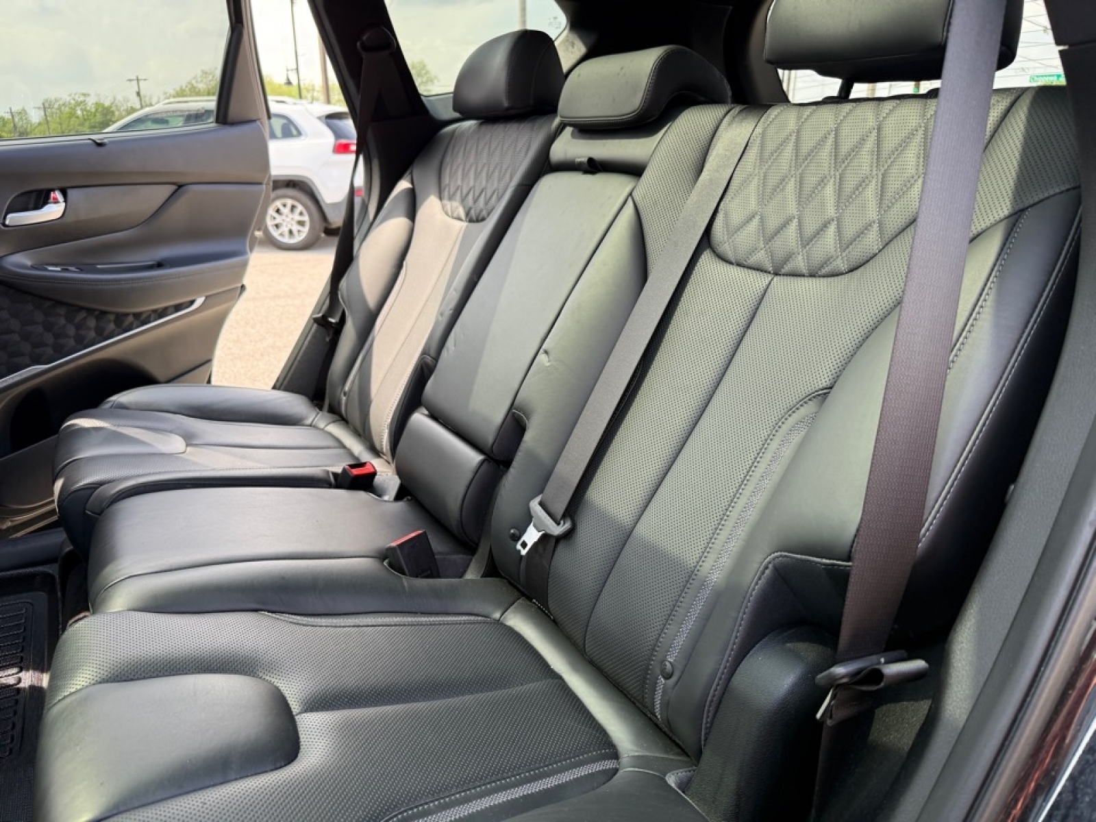 2021 Hyundai Santa Fe Ultimate Calligraphy, 38396, Photo