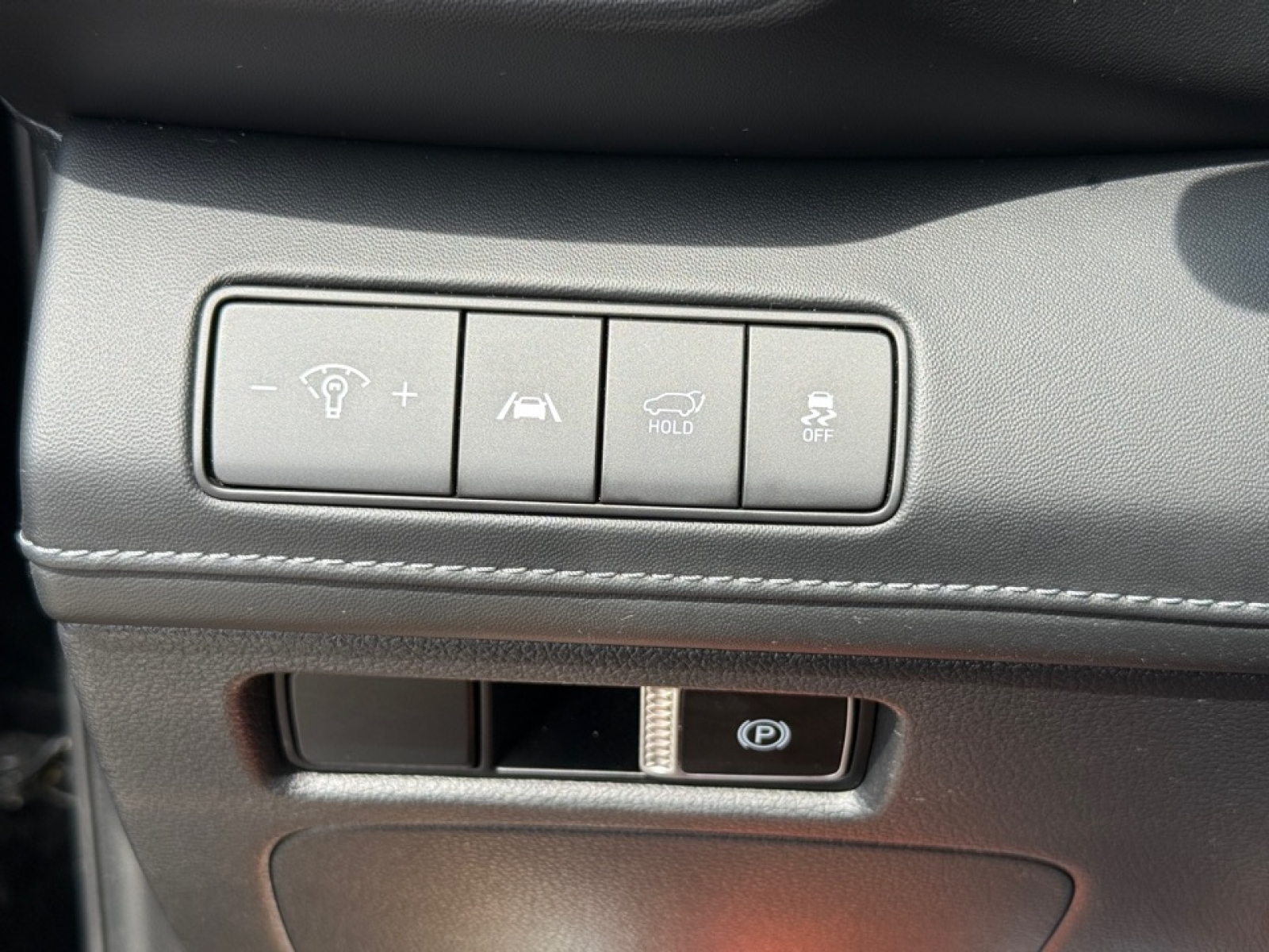 2021 Hyundai Santa Fe Ultimate Calligraphy, 38396, Photo