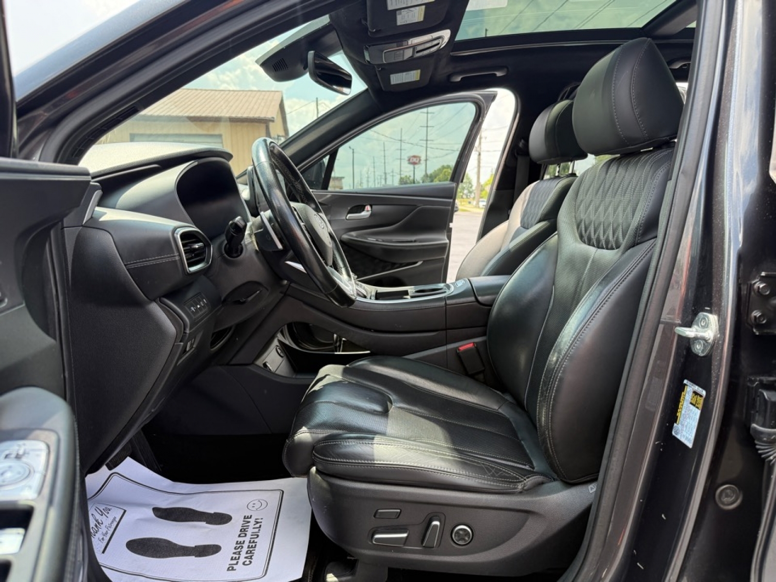 2021 Hyundai Santa Fe Ultimate Calligraphy, 38576, Photo