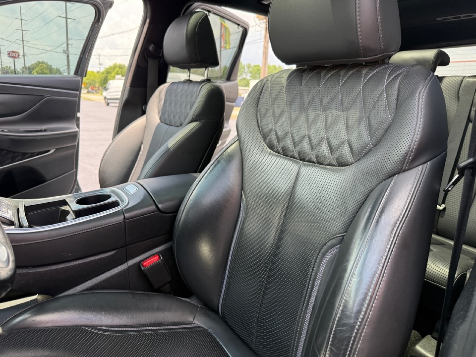 2021 Hyundai Santa Fe Ultimate Calligraphy, 38576, Photo