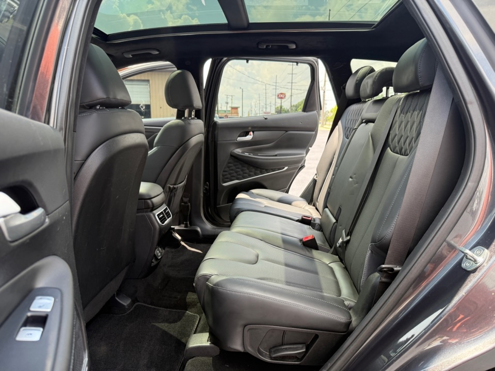 2021 Hyundai Santa Fe Ultimate Calligraphy, 38576, Photo