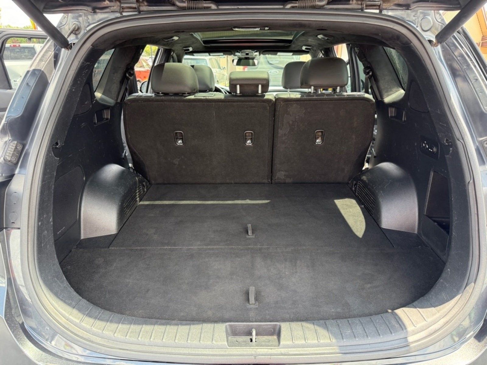 2021 Hyundai Santa Fe Ultimate Calligraphy, 38576, Photo