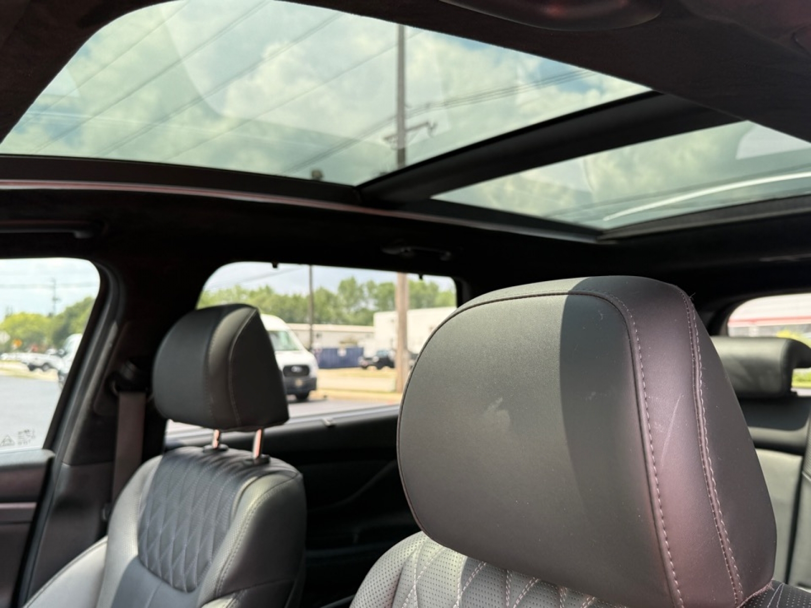 2021 Hyundai Santa Fe Ultimate Calligraphy, 38576, Photo