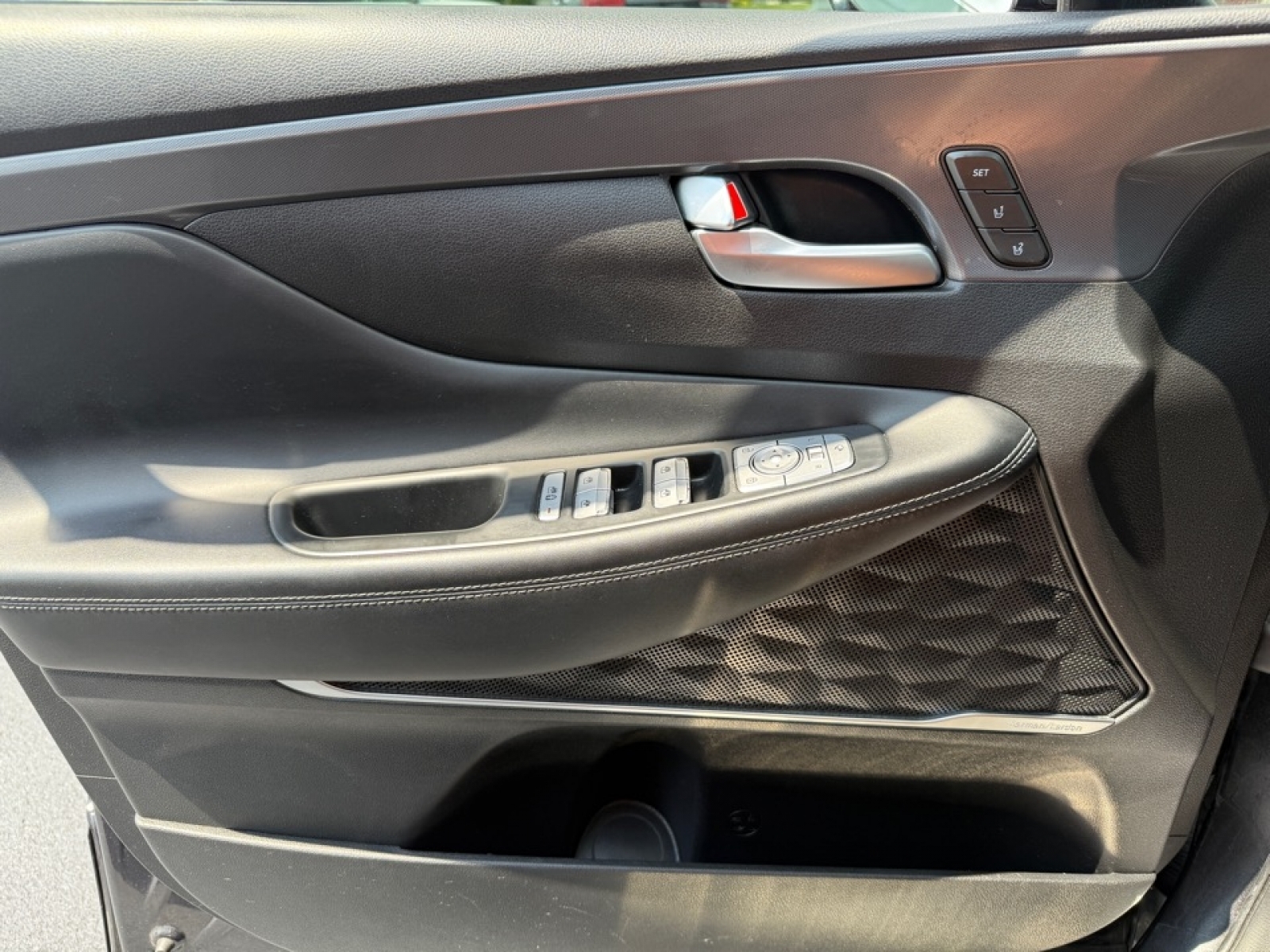 2021 Hyundai Santa Fe Ultimate Calligraphy, 38576, Photo