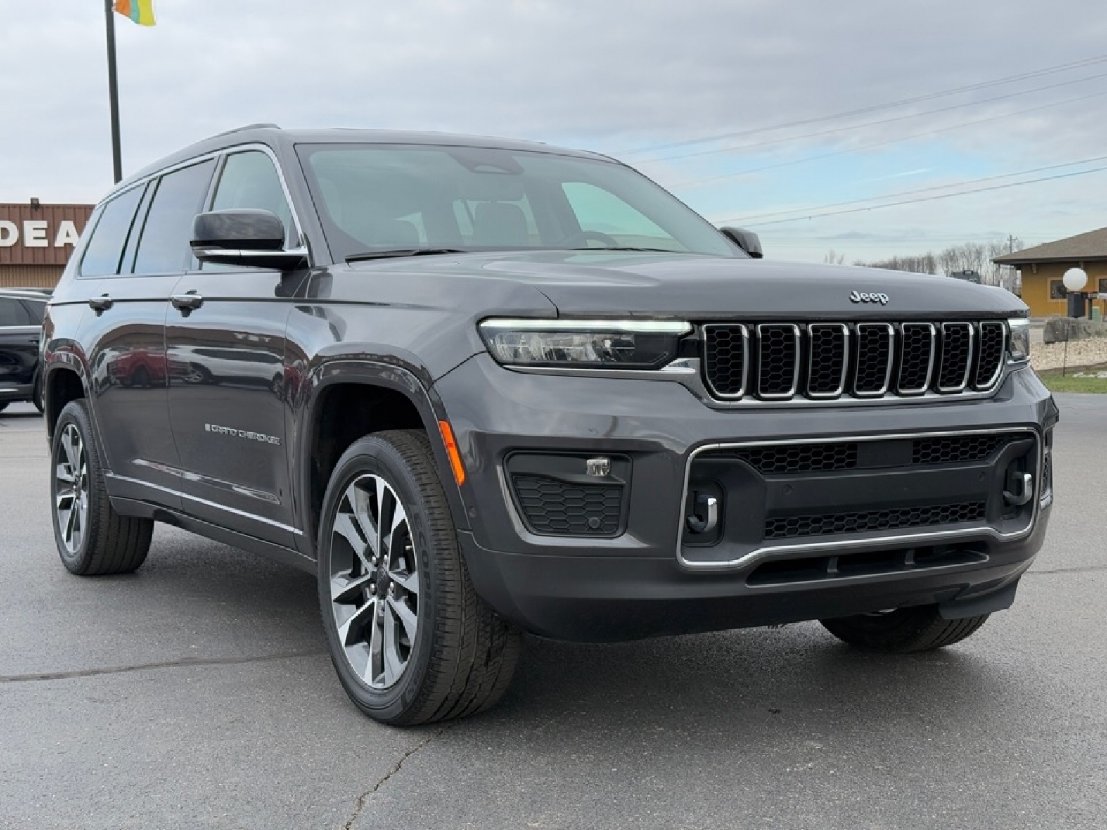 2021 Jeep Grand Cherokee L image