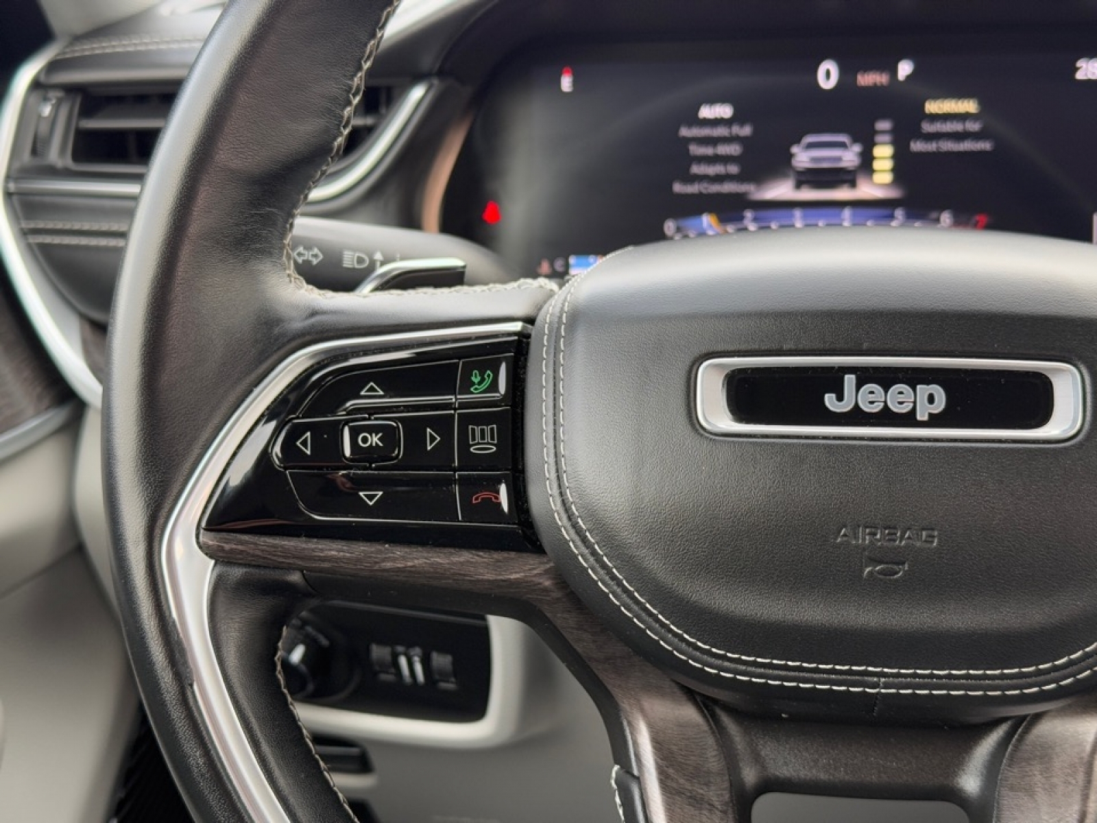 2021 Jeep Grand Cherokee L image