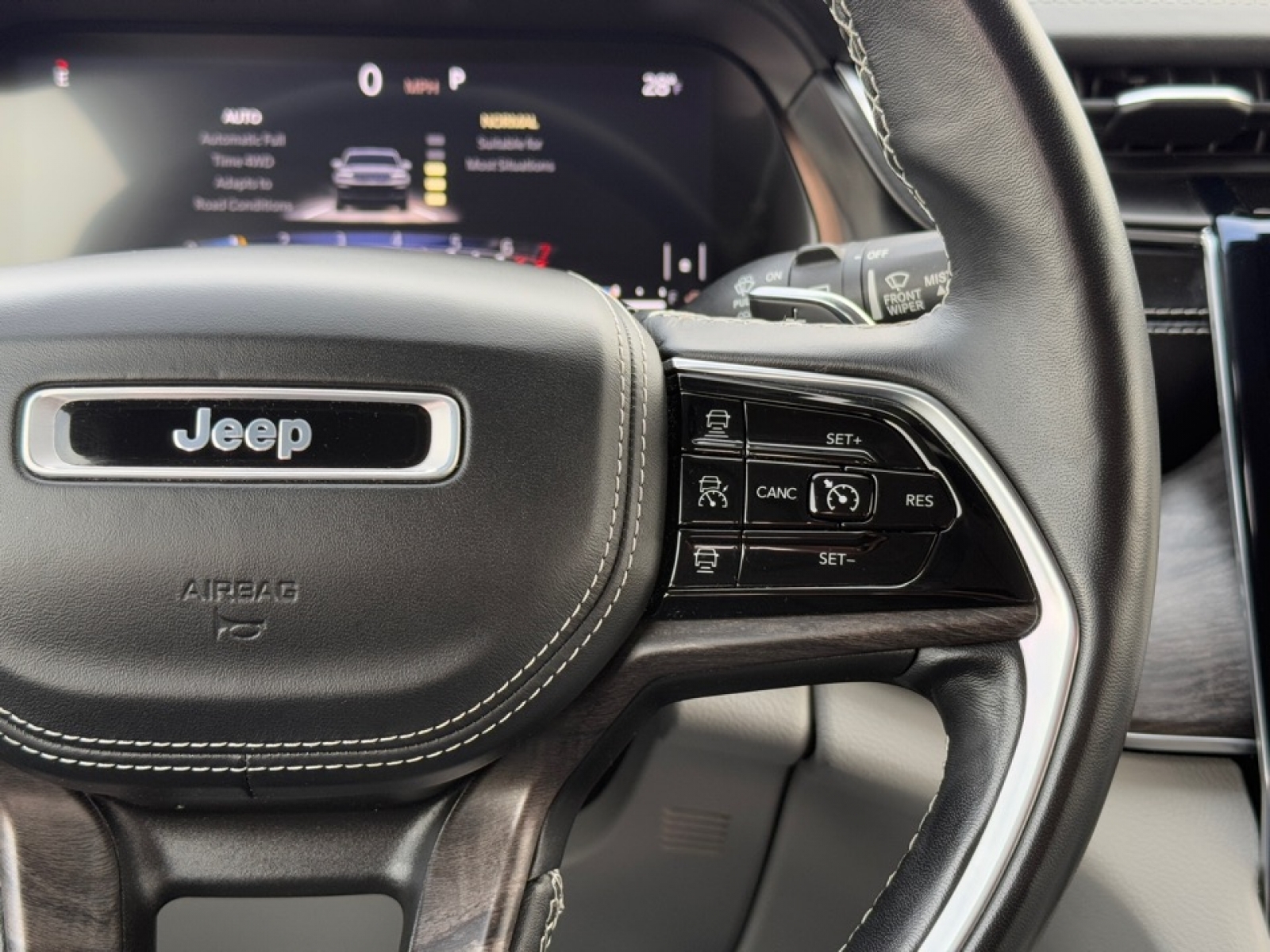 2021 Jeep Grand Cherokee L image