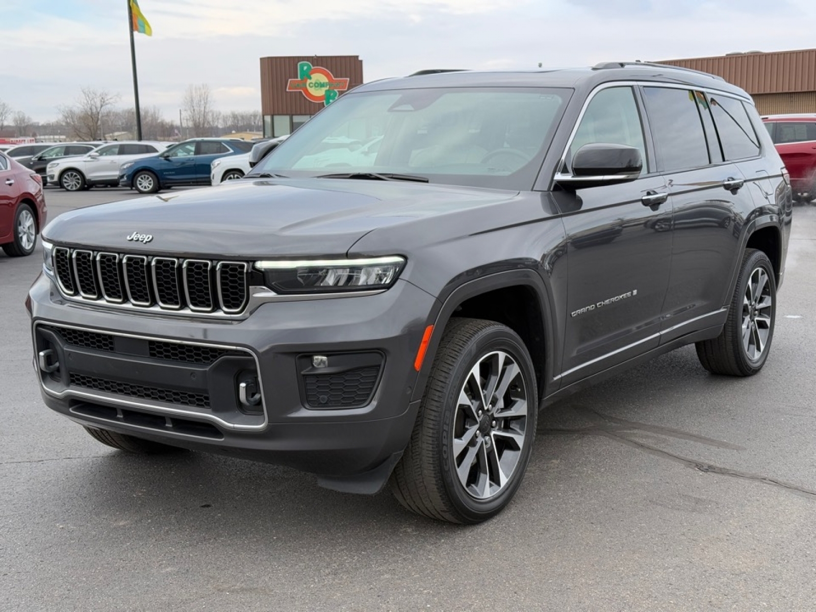 2021 Jeep Grand Cherokee L image