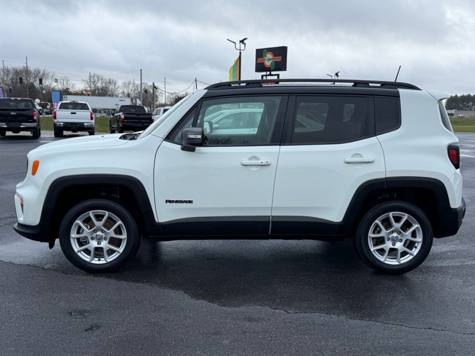 2021 Jeep Renegade image