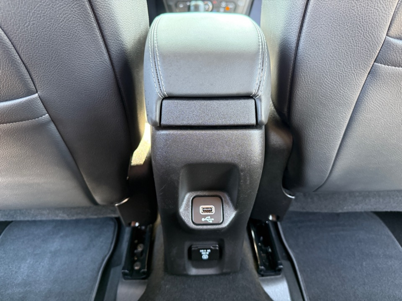 2021 Jeep Renegade Limited 4X4, 38421, Photo