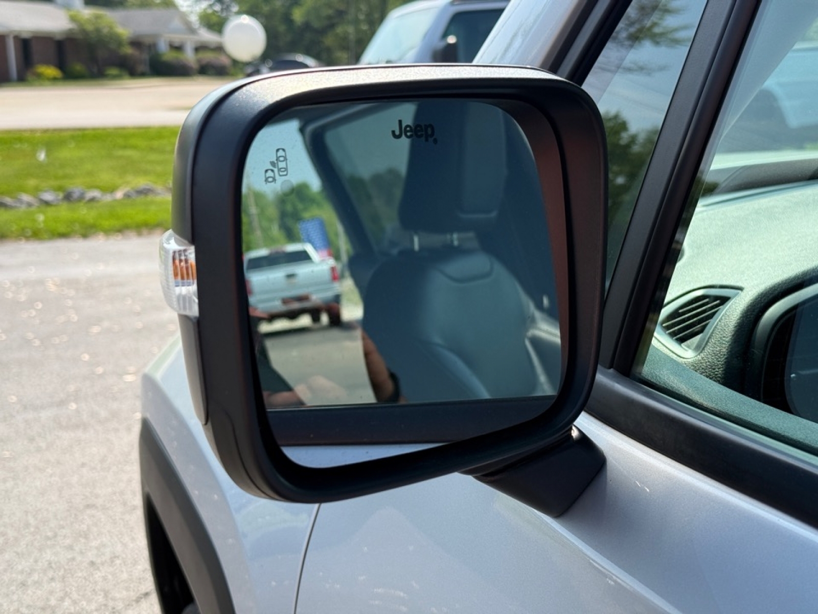2021 Jeep Renegade Limited 4X4, 38421, Photo