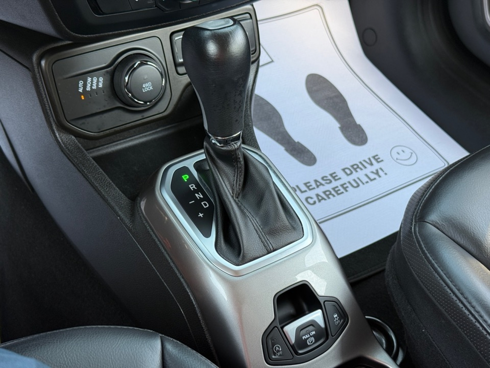 2021 Jeep Renegade Limited 4X4, 38421, Photo