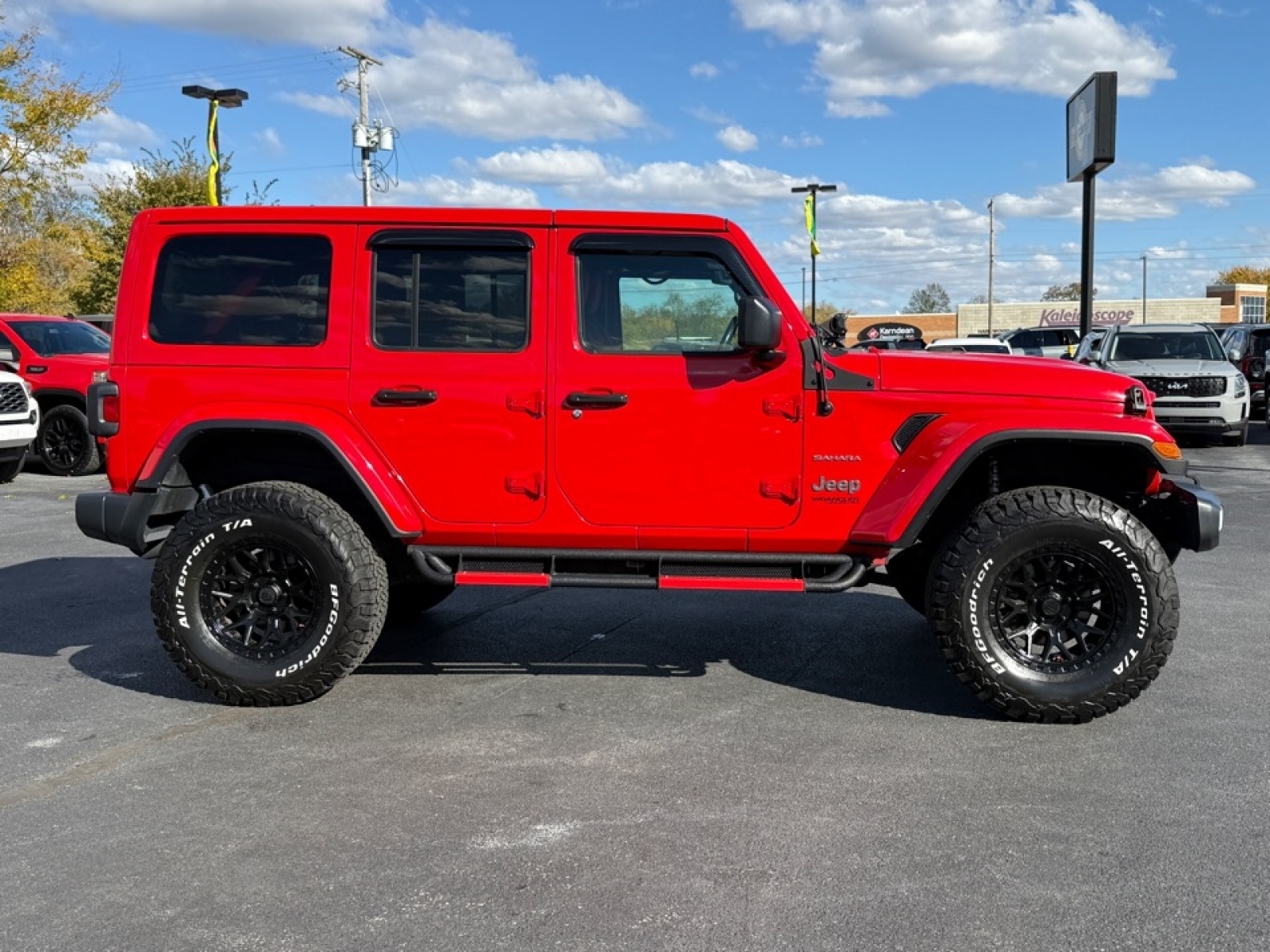 2021 Jeep Wrangler Unlimited Sahara, 38481B, Photo
