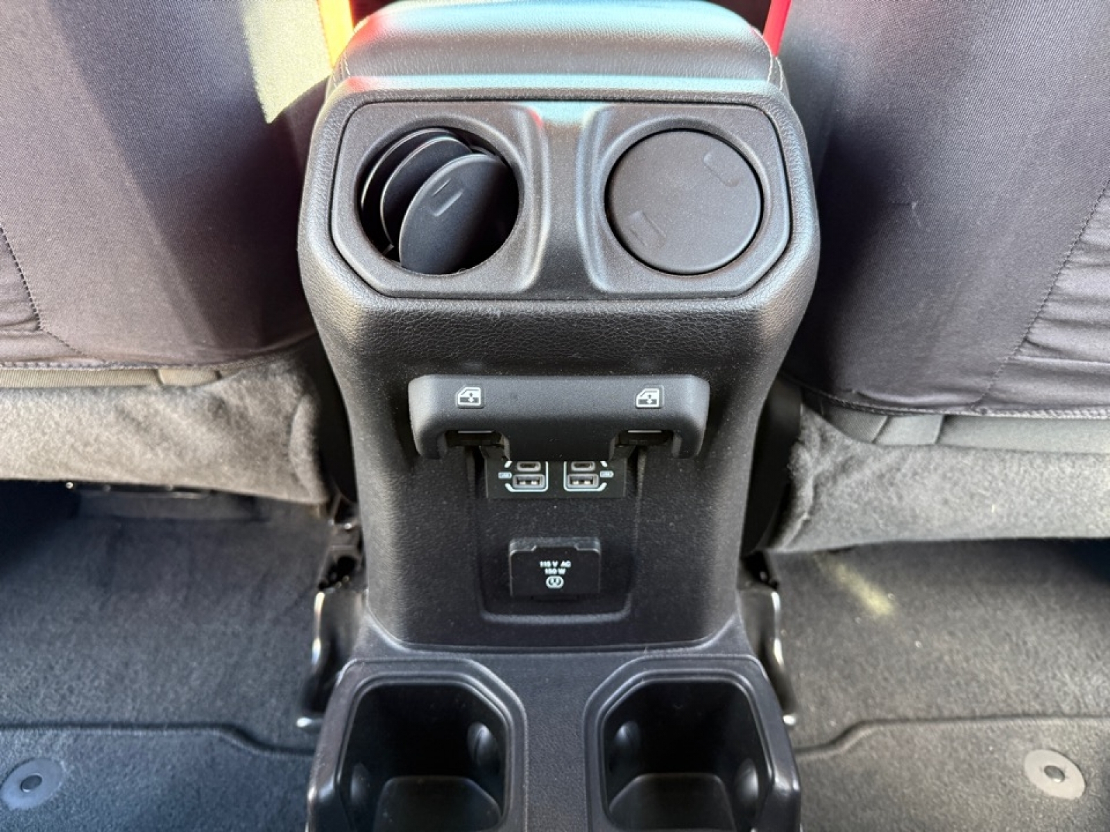 2021 Jeep Wrangler Unlimited Sahara, 38481B, Photo