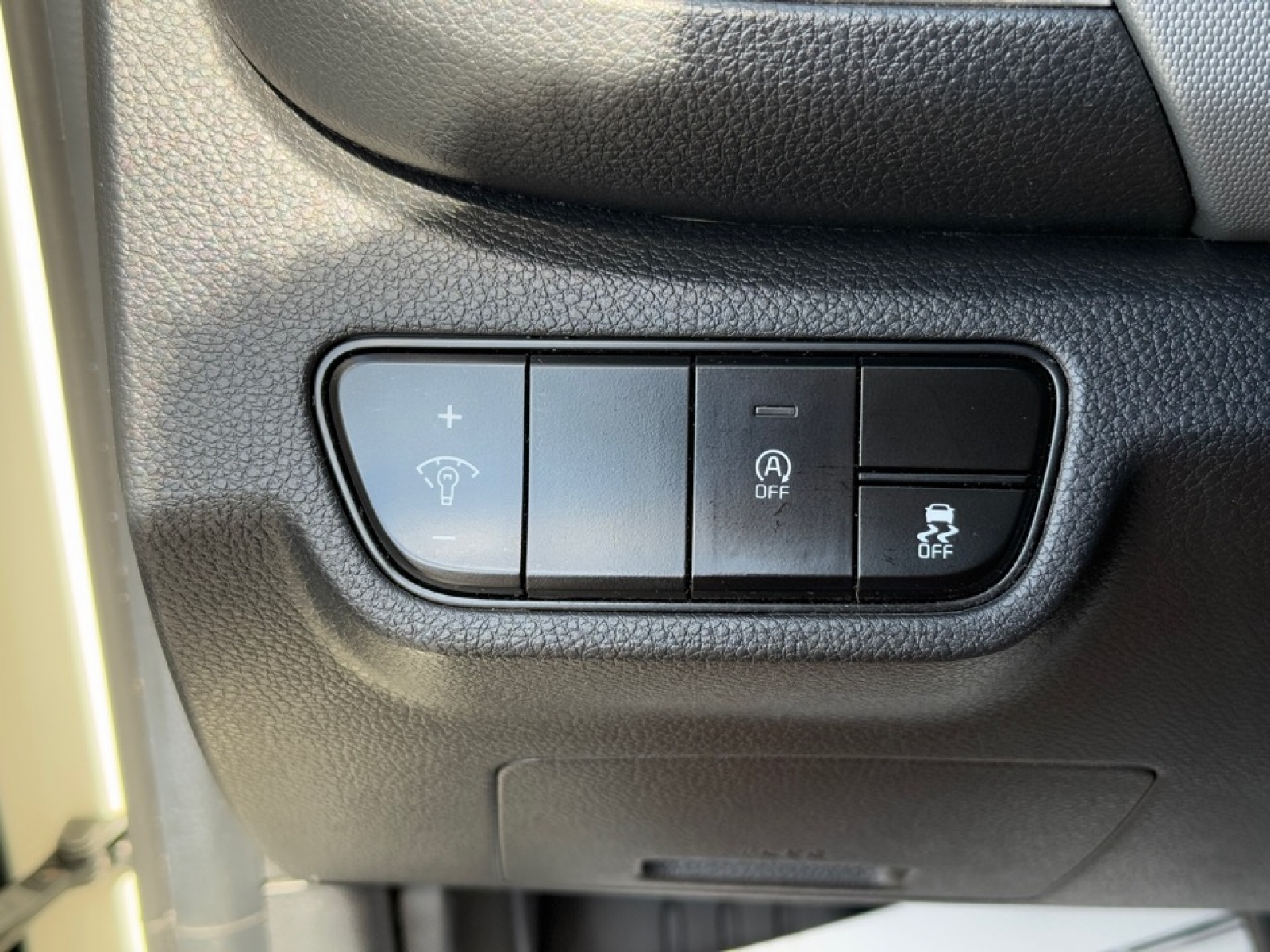 2021 Kia Seltos LX, 39007, Photo