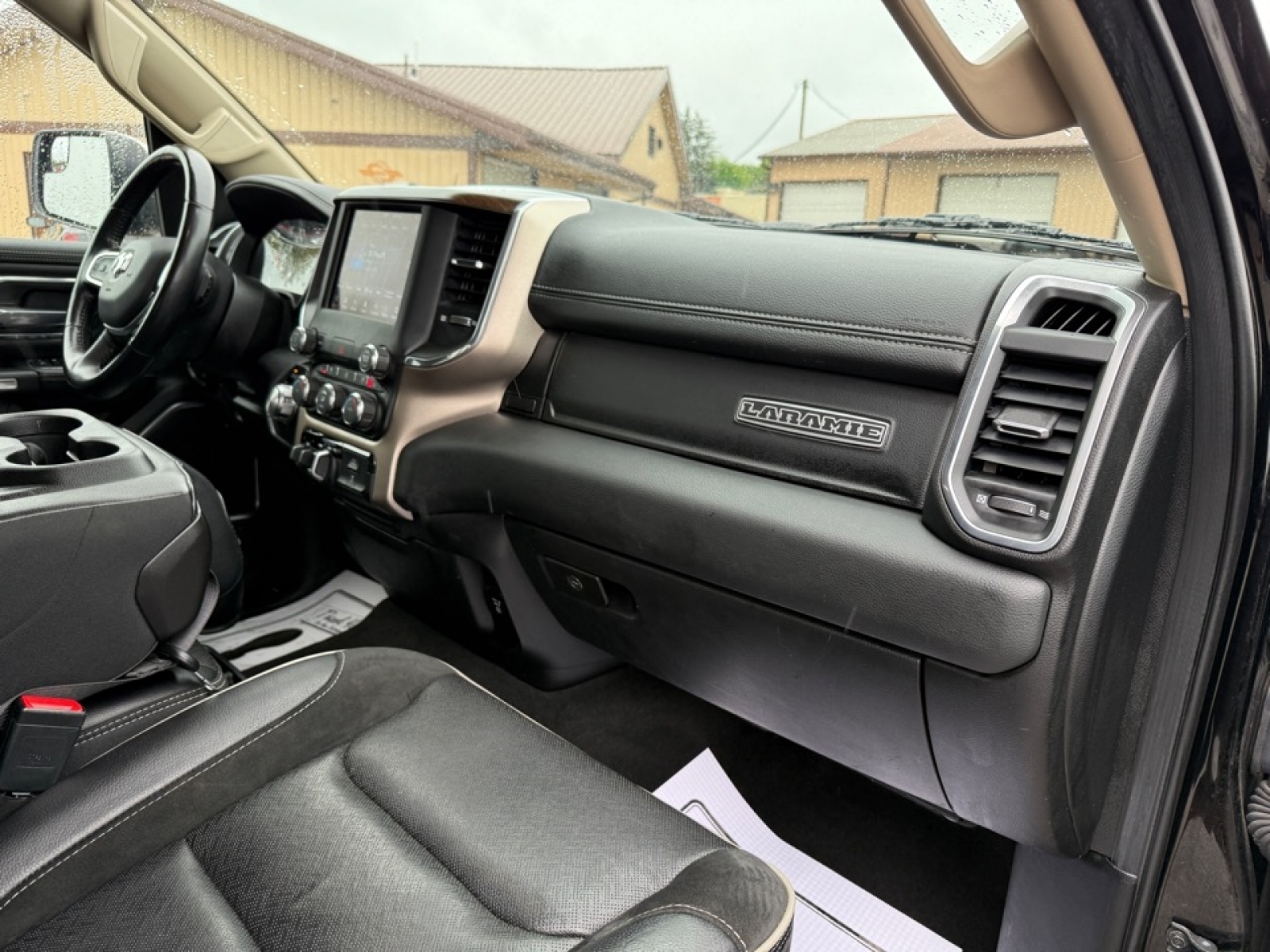2021 Ram 1500 Laramie photo 12