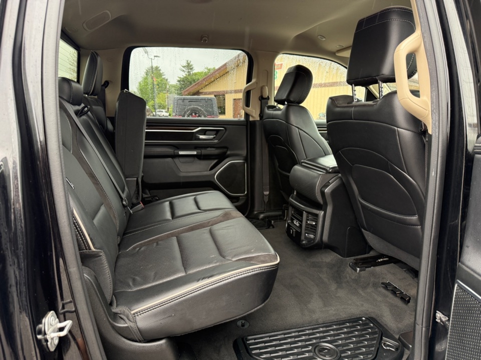 2021 Ram 1500 Laramie photo 15