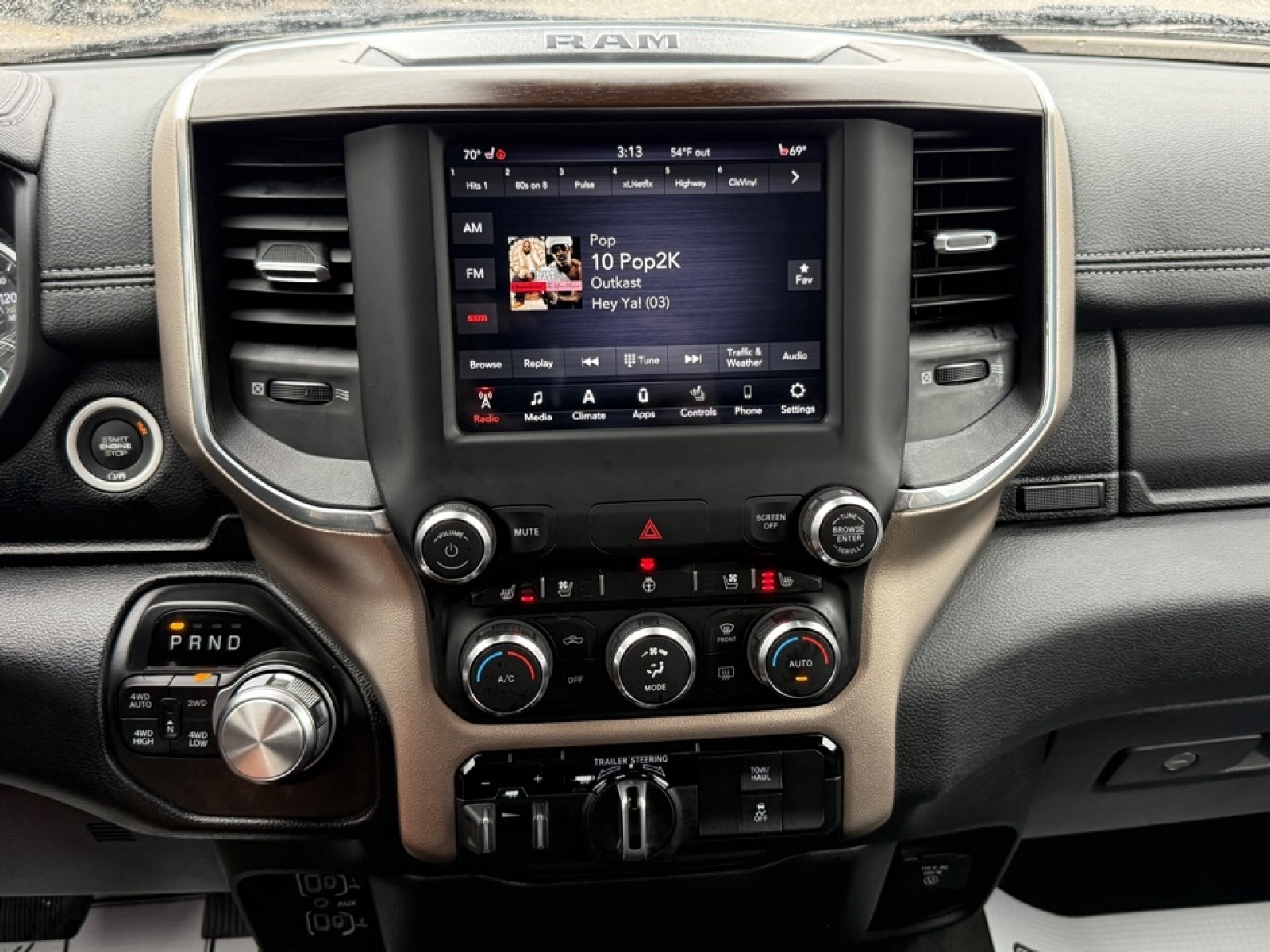 2021 Ram 1500 Laramie photo 21
