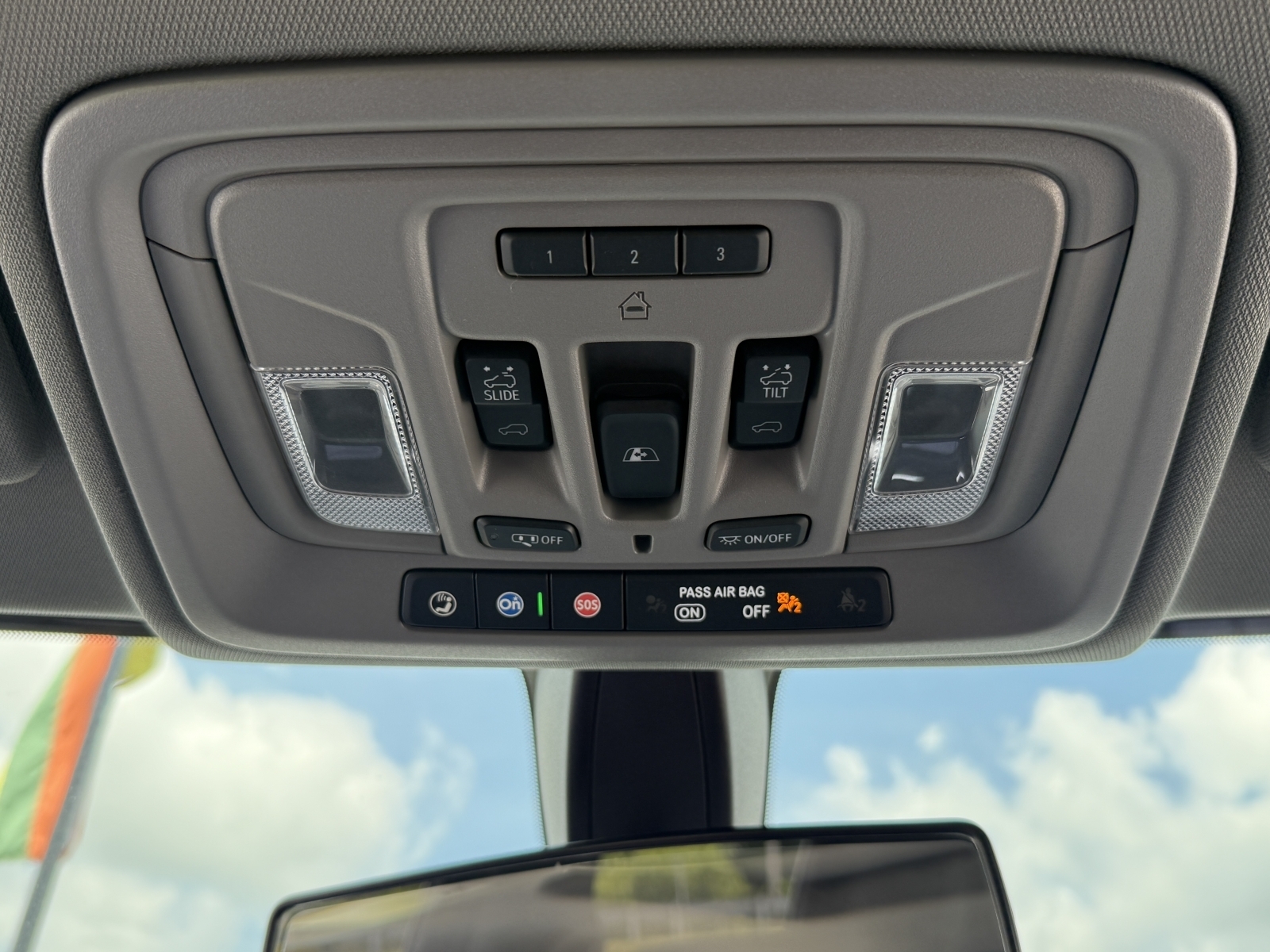 2022 Chevrolet Silverado 1500 LTD 4WD Crew Cab Short Bed LT Trail Boss, 38600, Photo