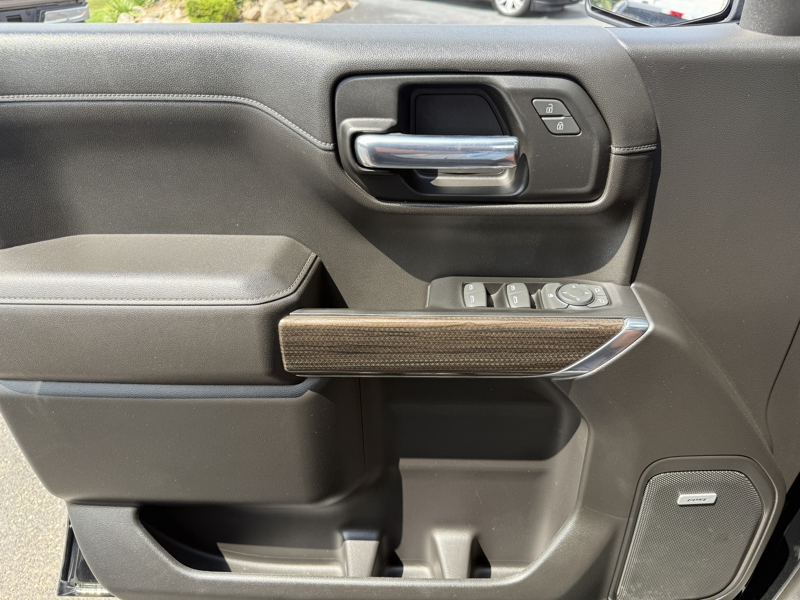 2022 Chevrolet Silverado 1500 LTD 4WD Crew Cab Short Bed LT Trail Boss, 38600, Photo