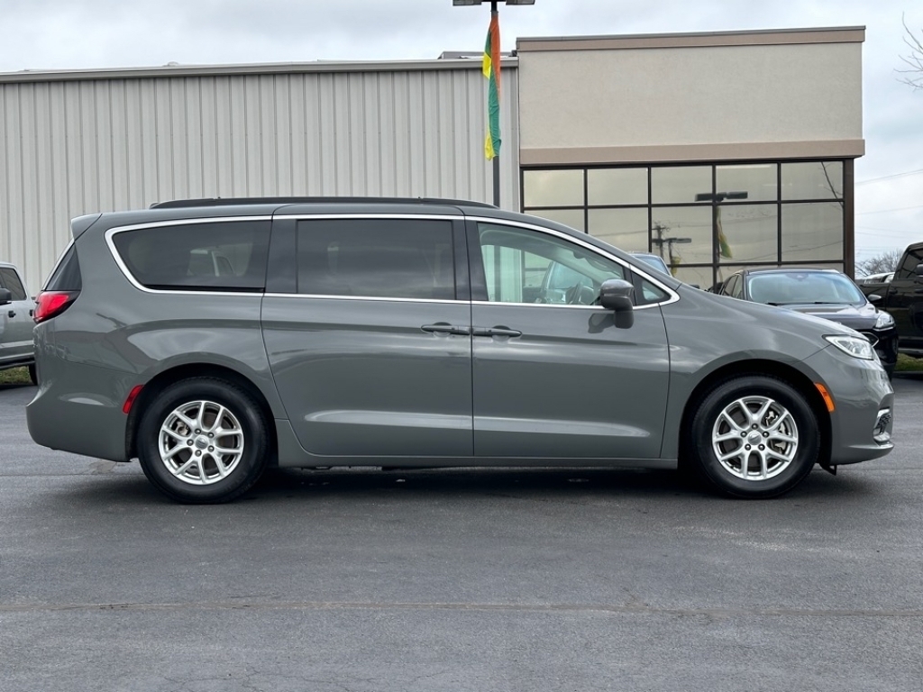 2022 Chrysler Pacifica