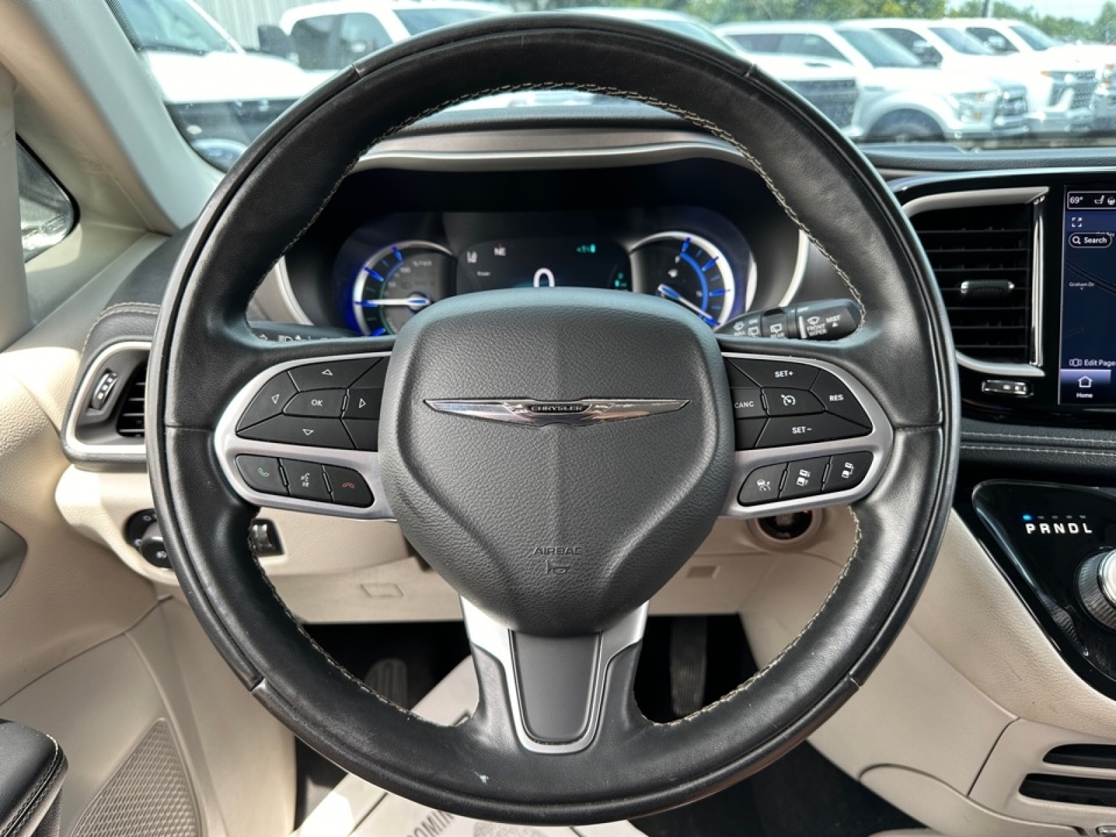 2022 Chrysler Pacifica