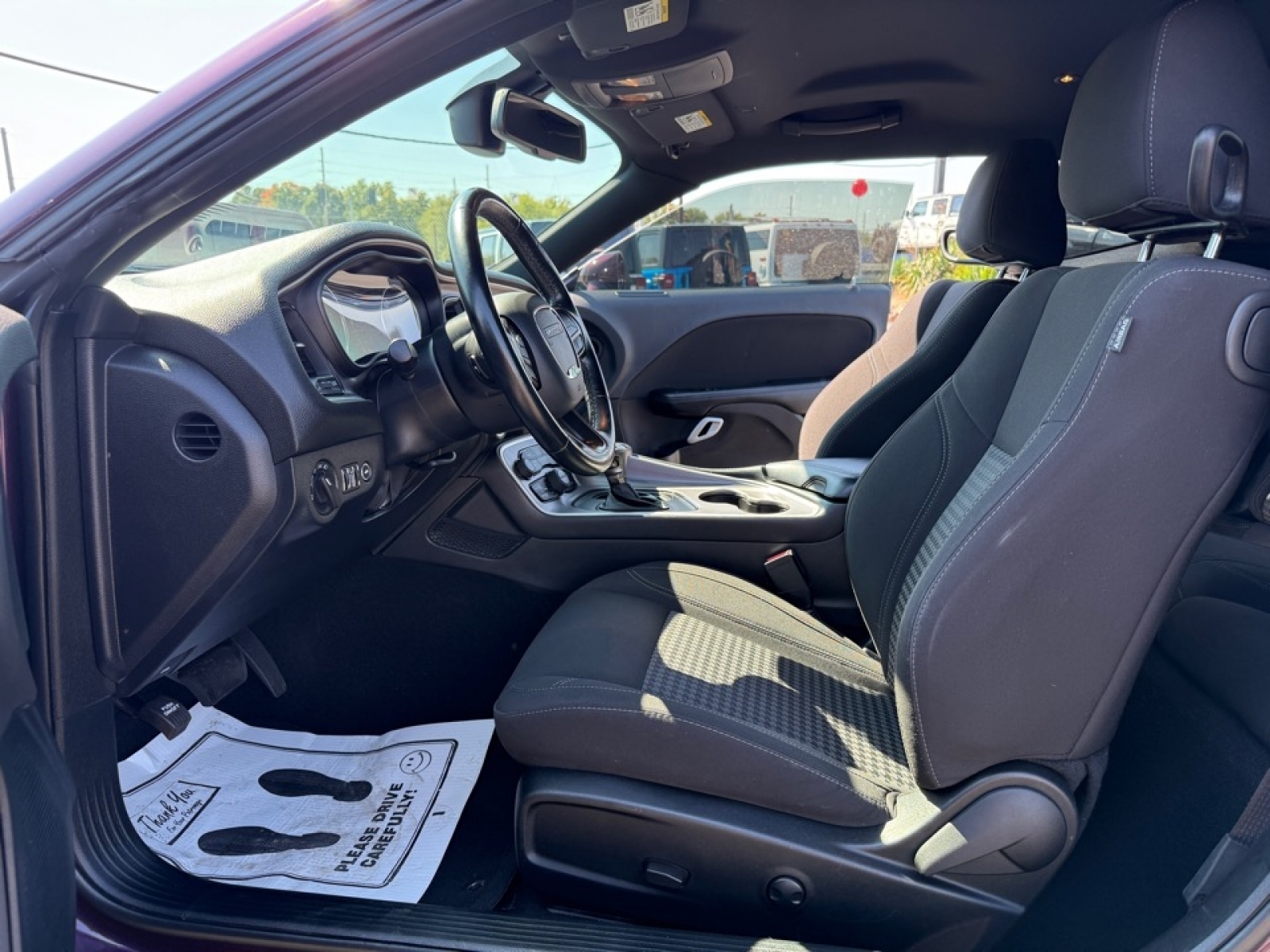 2022 Dodge Challenger SXT, 38924, Photo