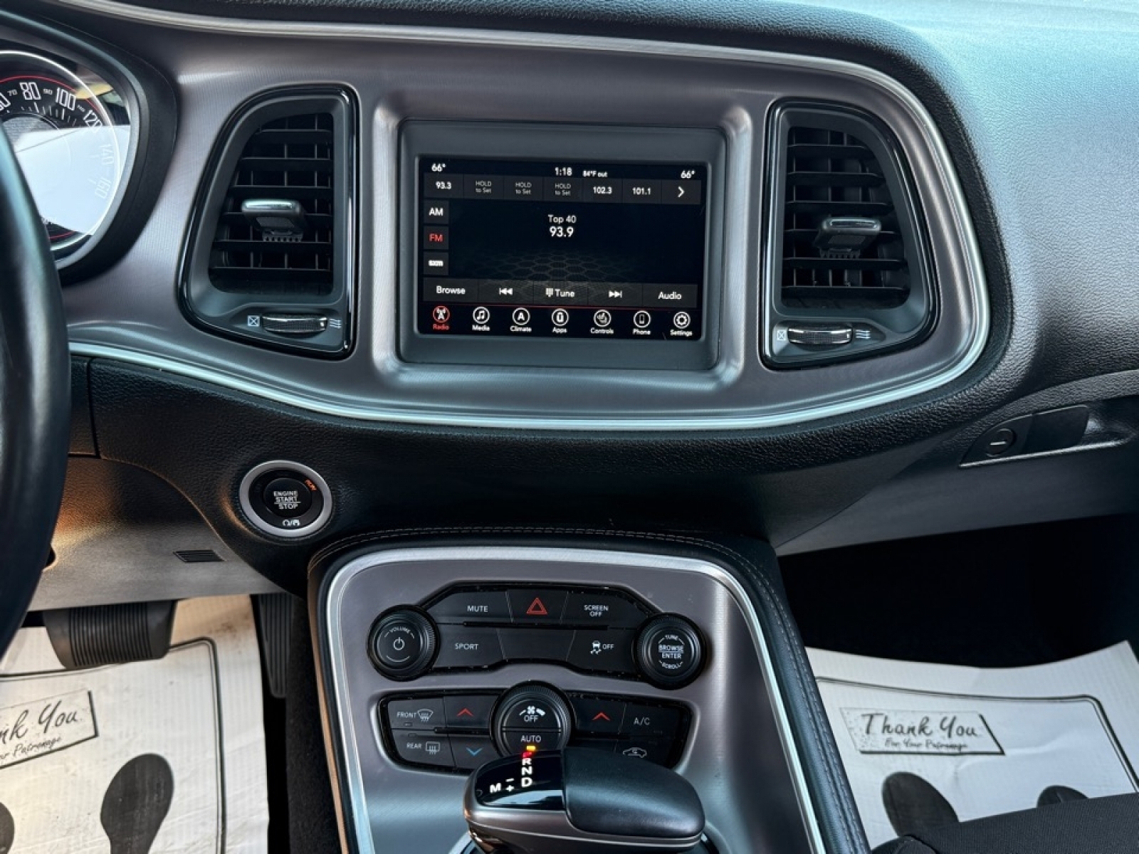 2022 Dodge Challenger SXT, 38924, Photo