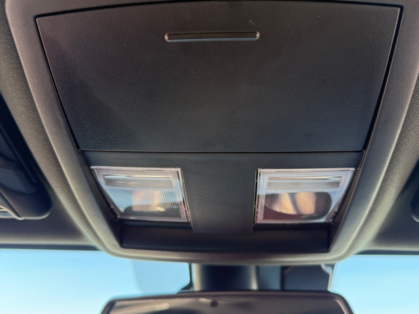 2022 Dodge Challenger SXT, 38924, Photo