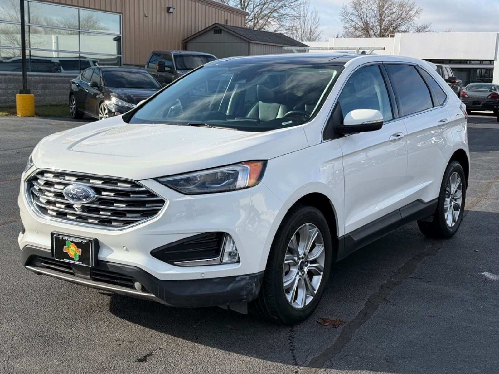 2022 Ford Edge image