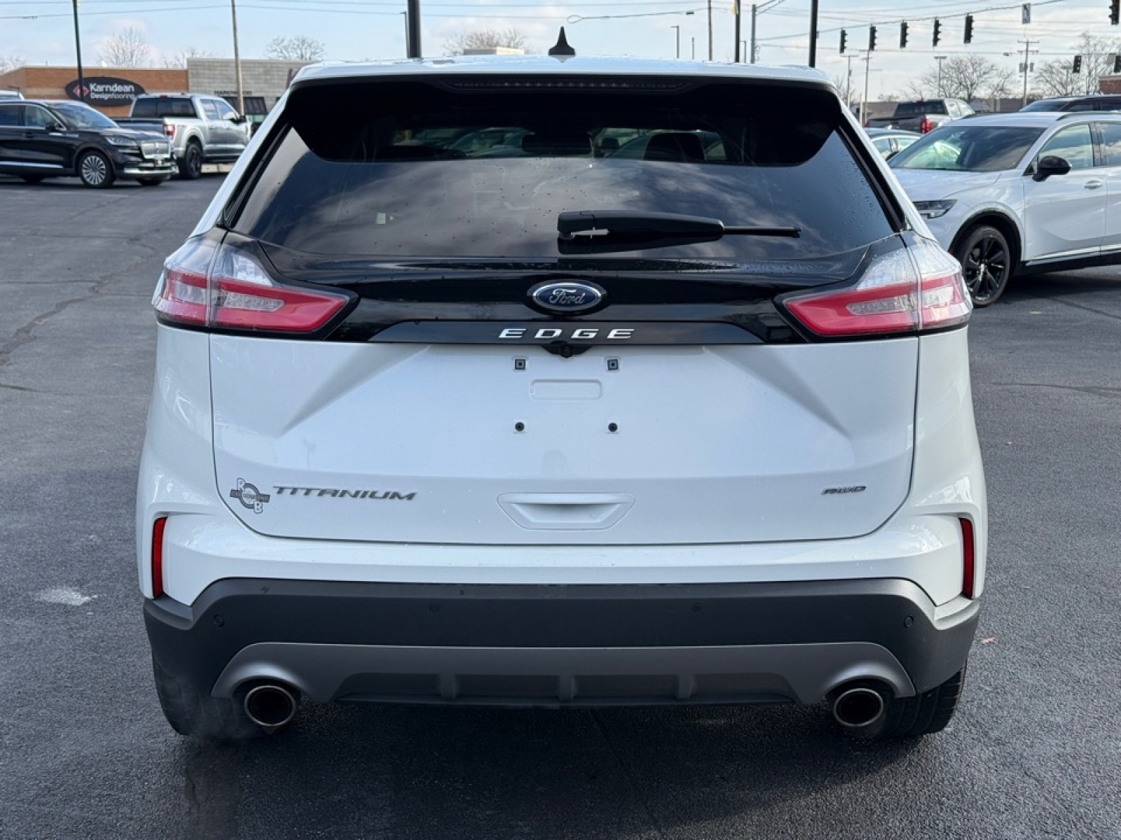 2022 Ford Edge image