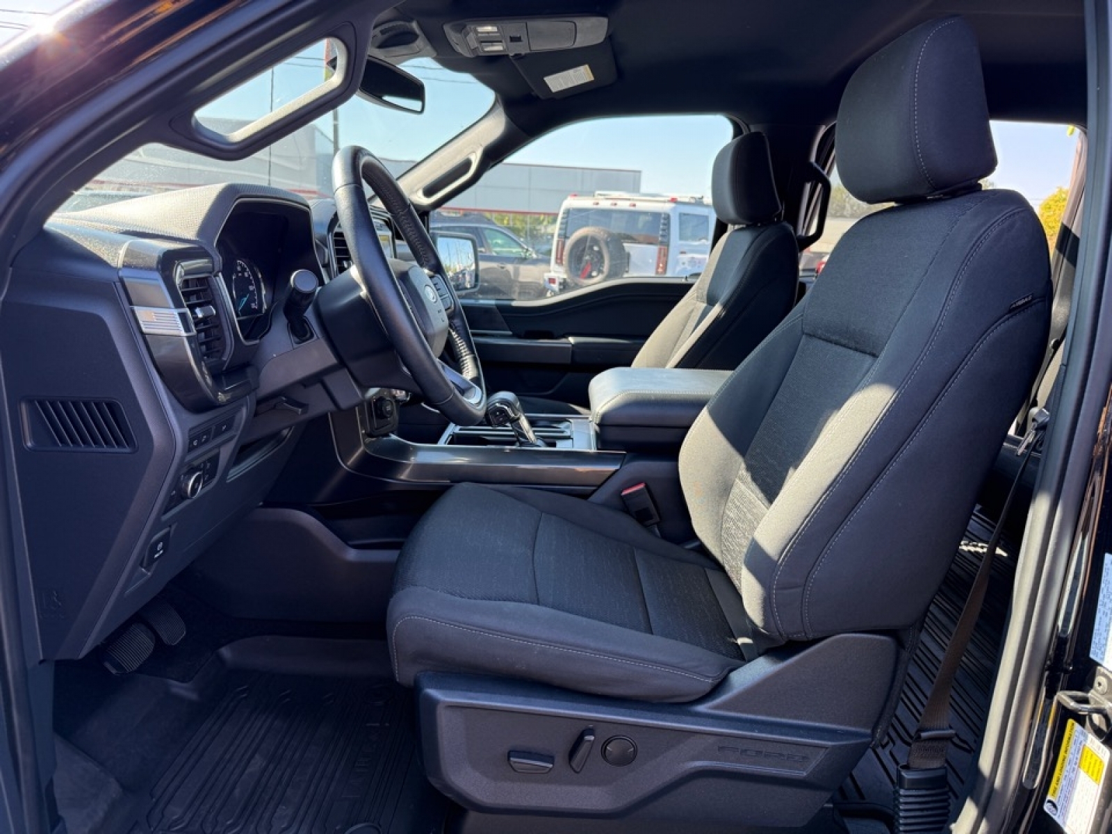 2022 Ford F-150 XLT, 39010, Photo