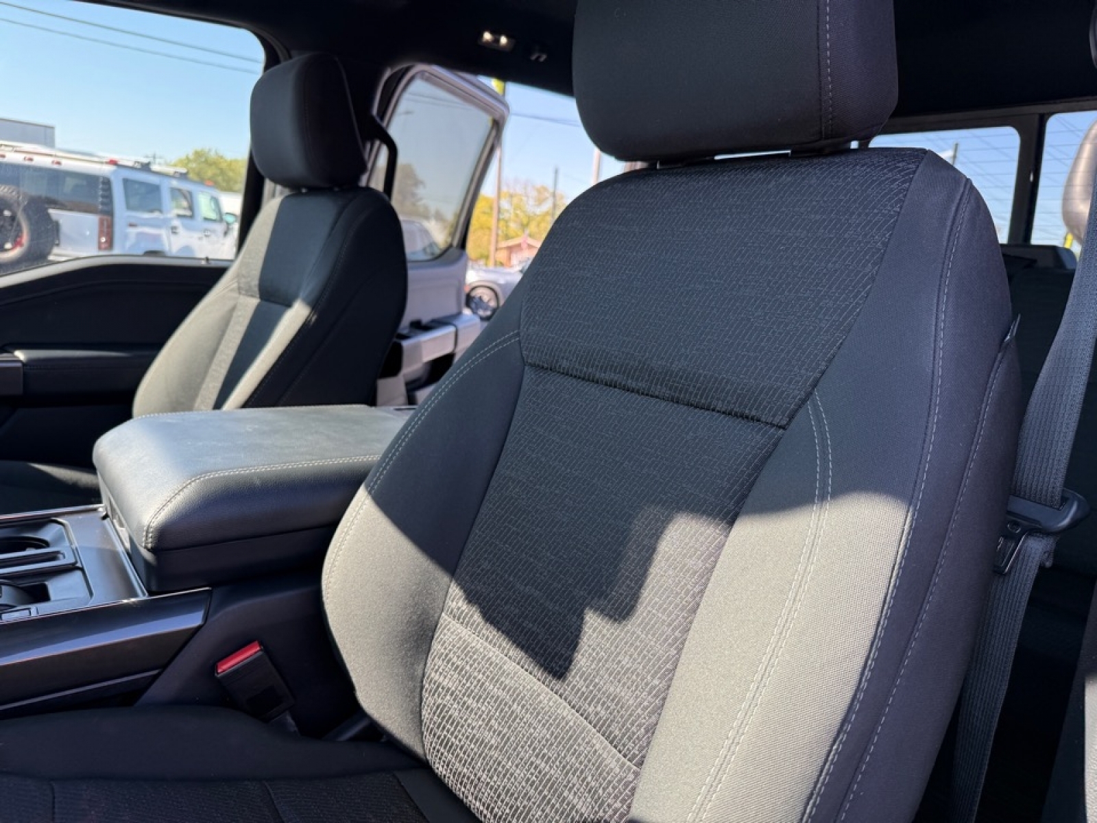 2022 Ford F-150 XLT, 39010, Photo