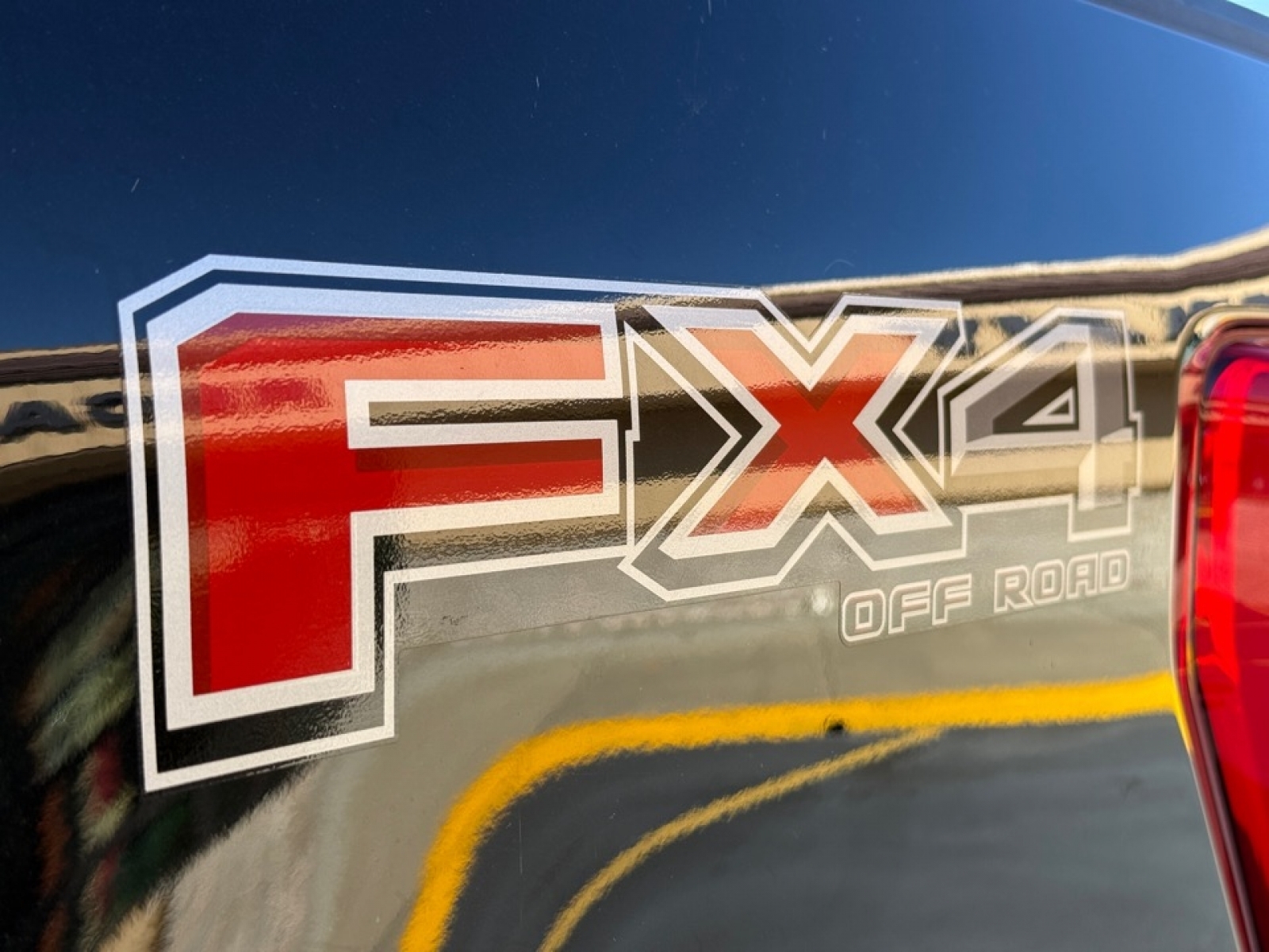 2022 Ford F-150 Lariat, 39145, Photo