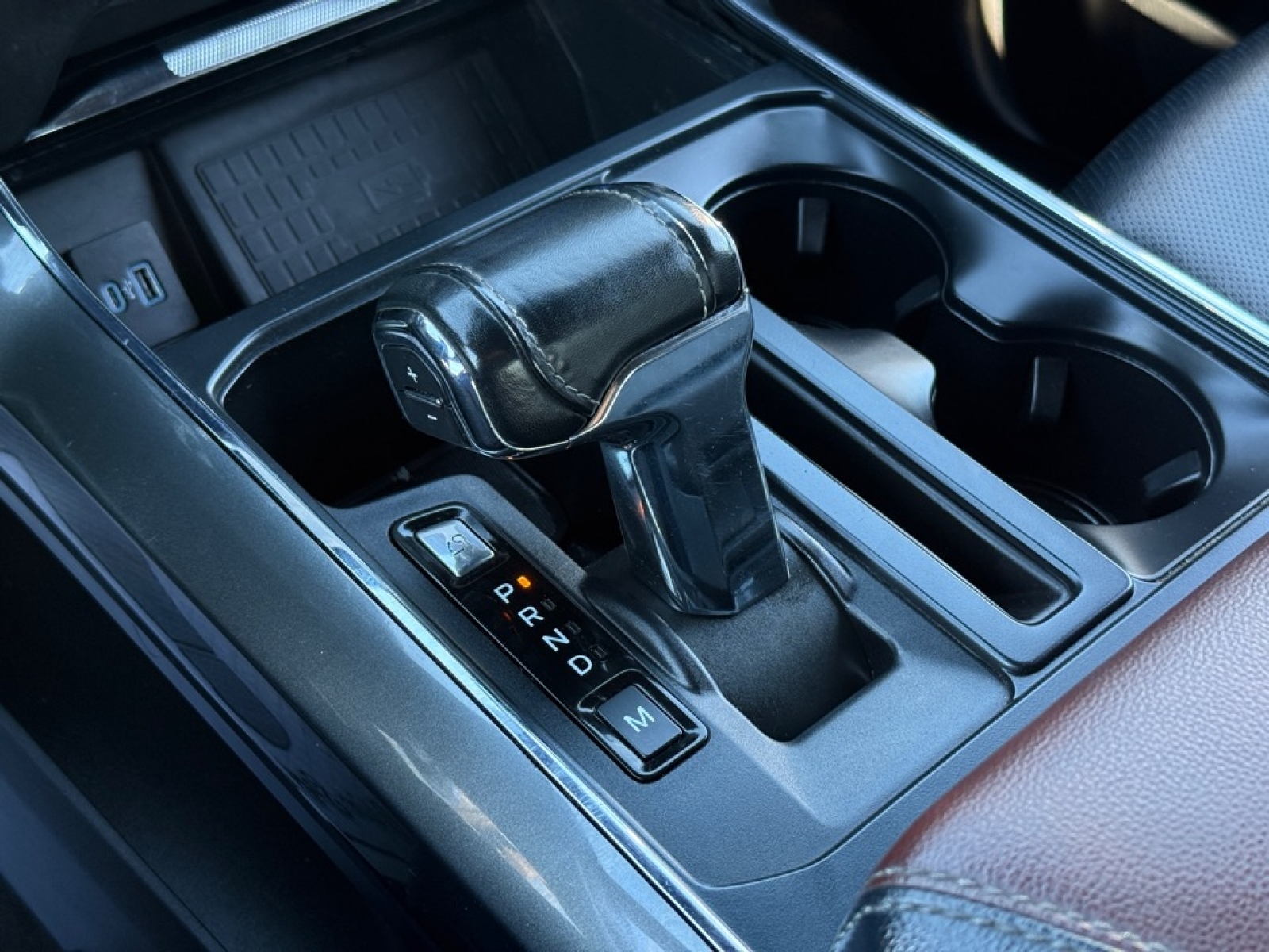 2022 Ford F-150 Lariat, 39145, Photo