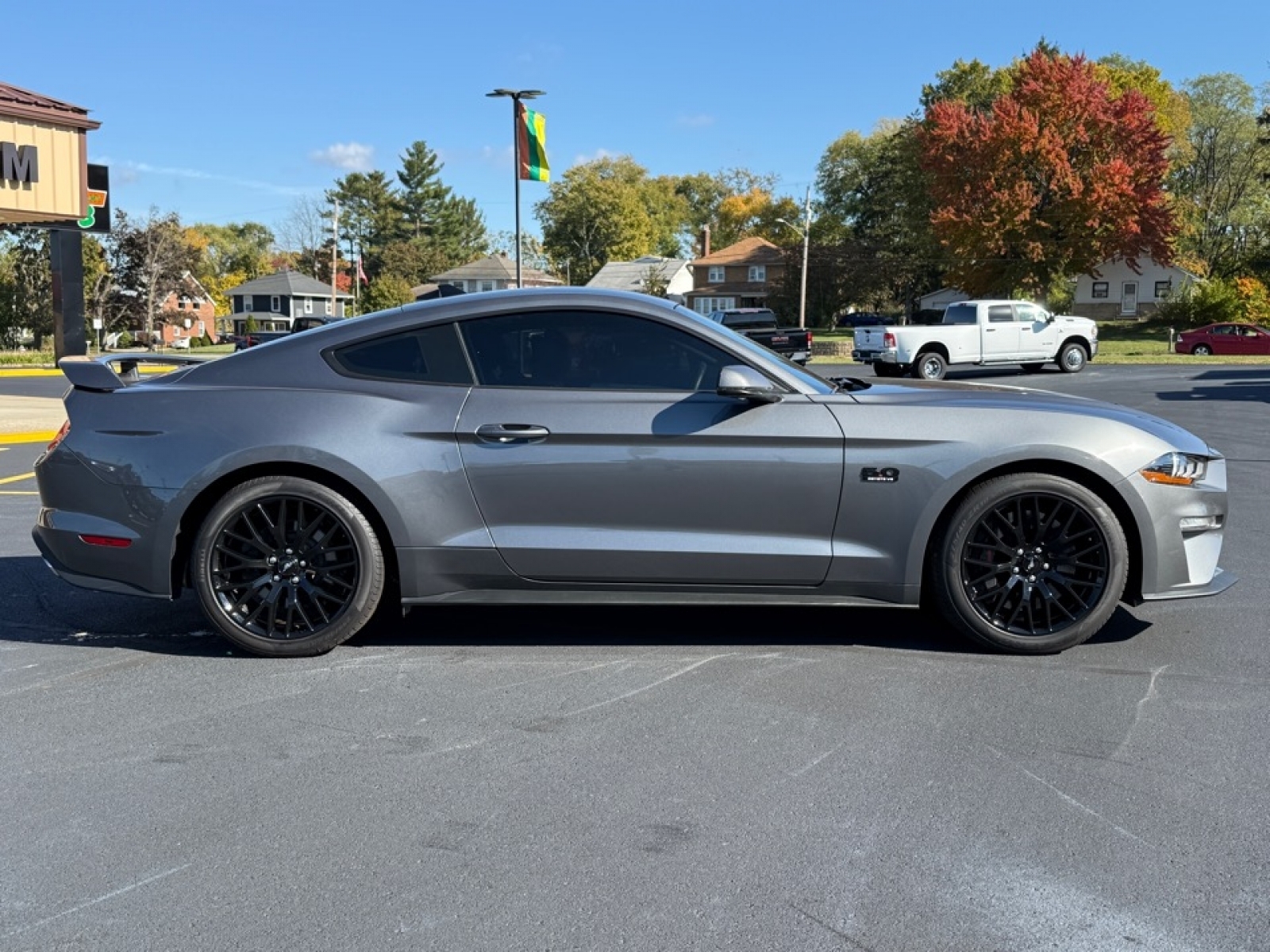2022 Ford Mustang GT Premium, 39147, Photo