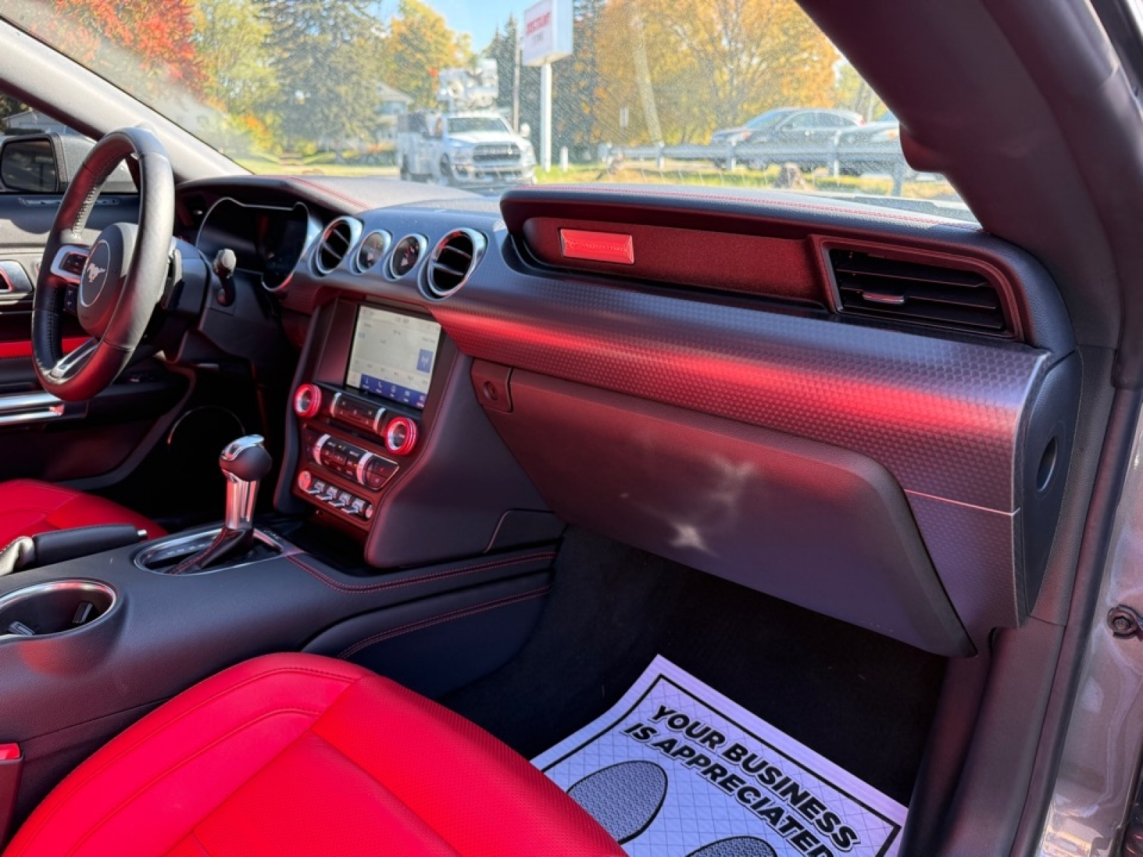 2022 Ford Mustang GT Premium, 39147, Photo