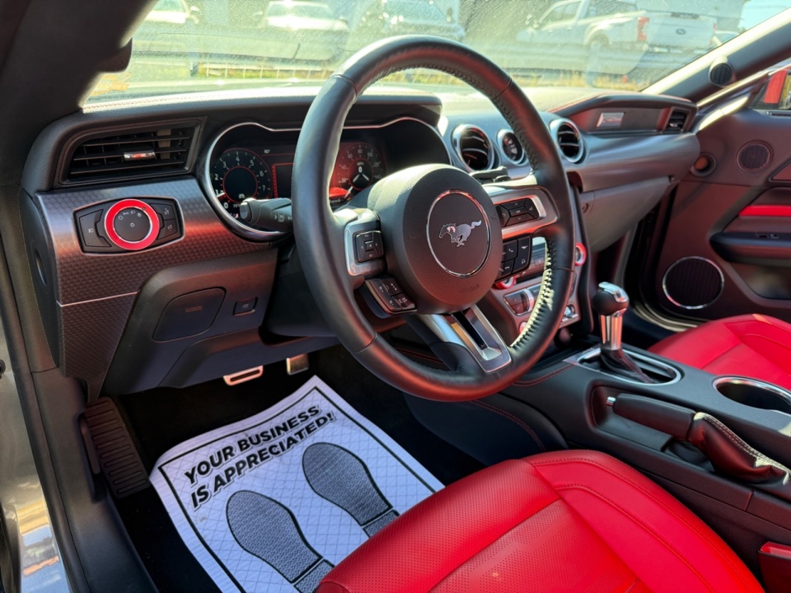 2022 Ford Mustang GT Premium, 39147, Photo